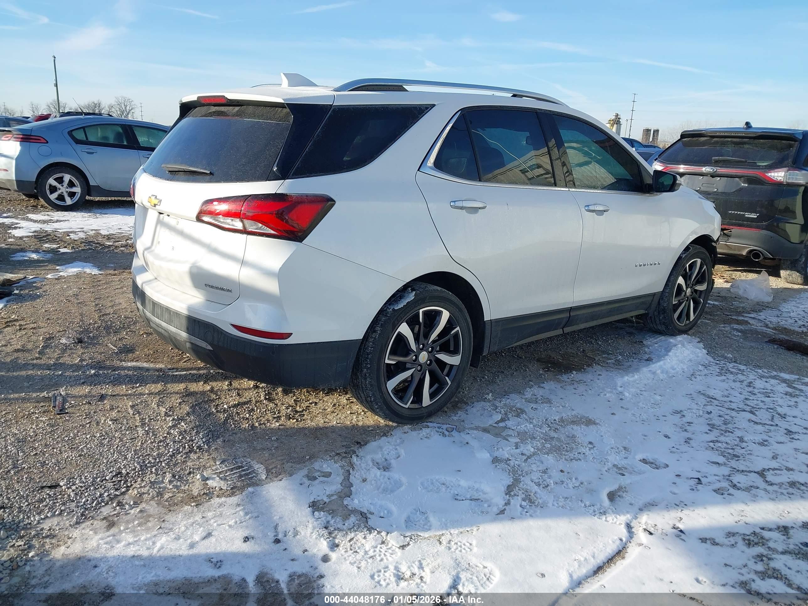 CHEVROLET EQUINOX image 4