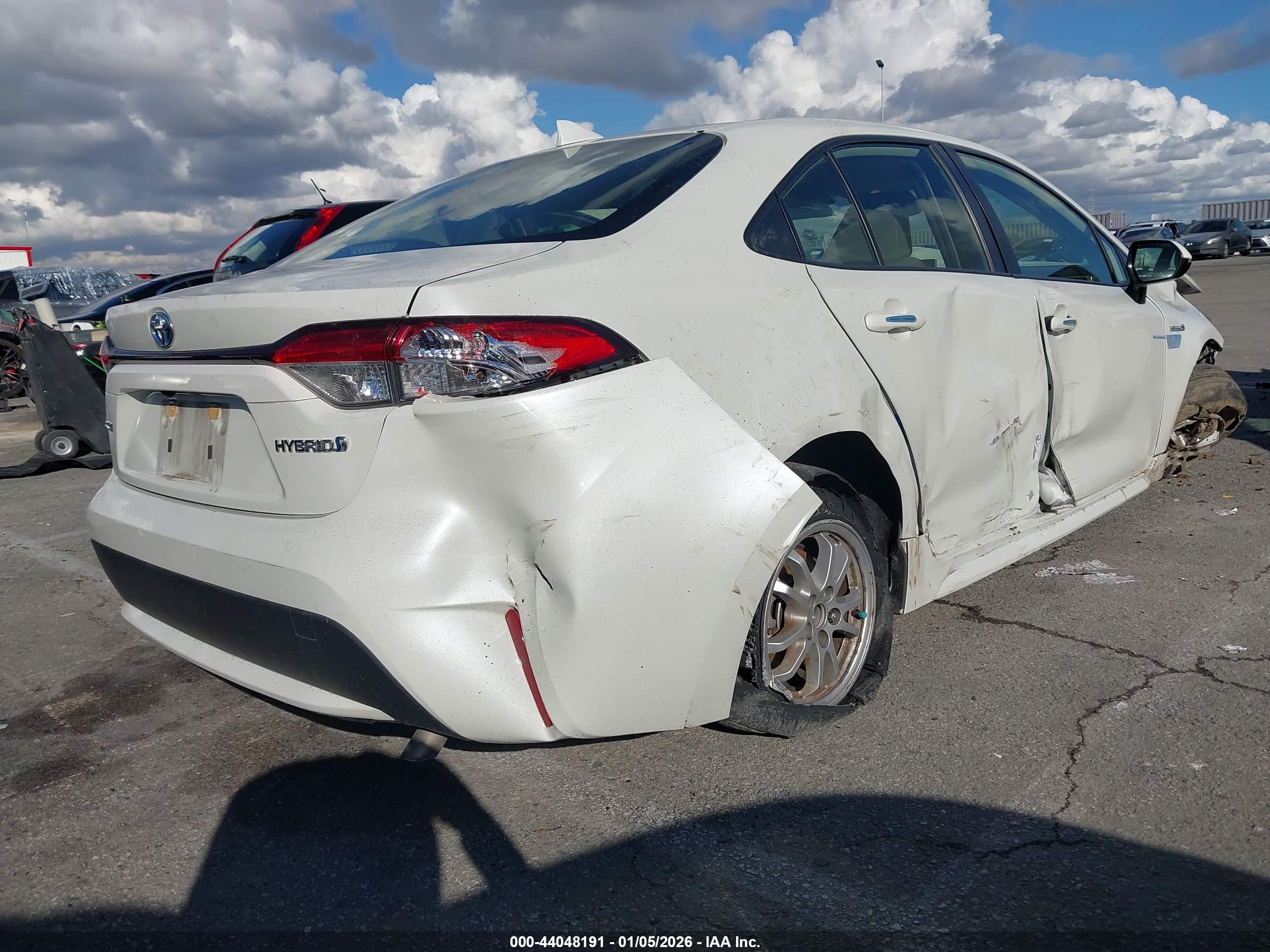 TOYOTA COROLLA image 4