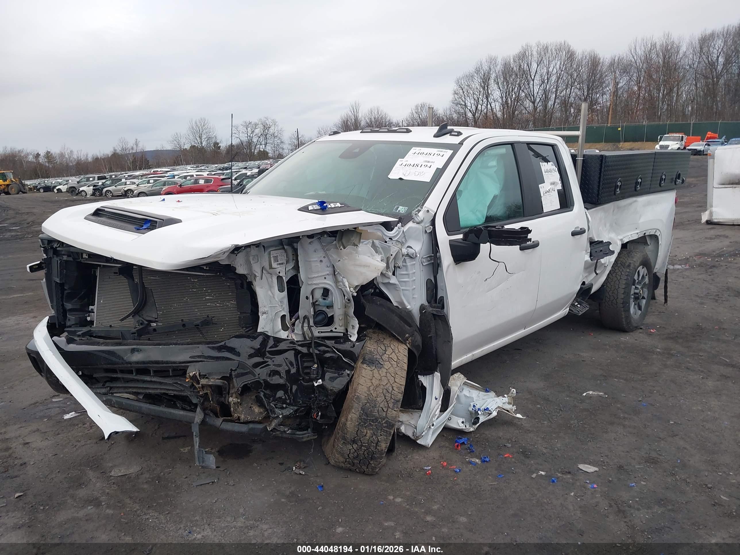 CHEVROLET SILVERADO image 2