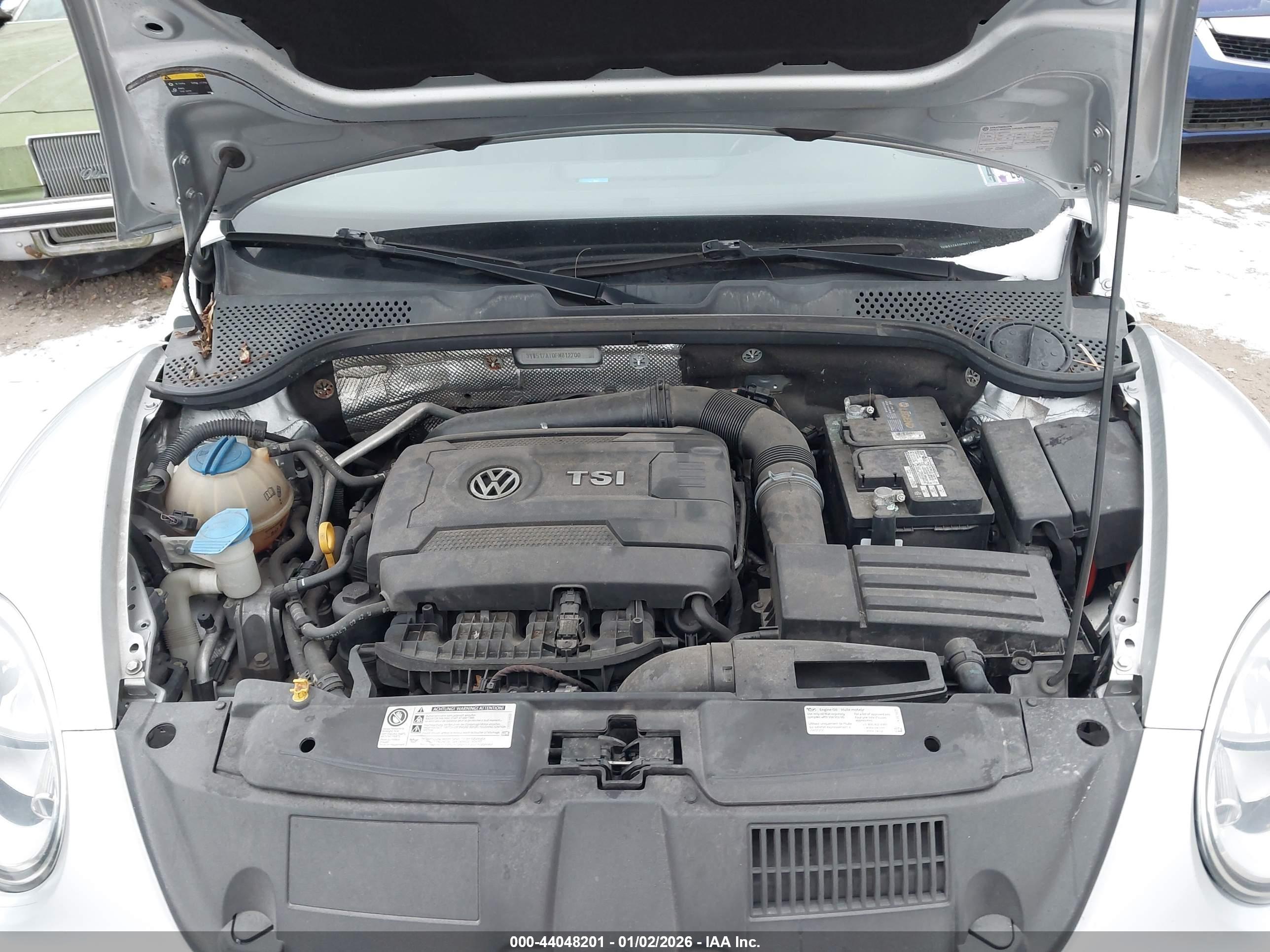 VOLKSWAGEN BEETLE image 10