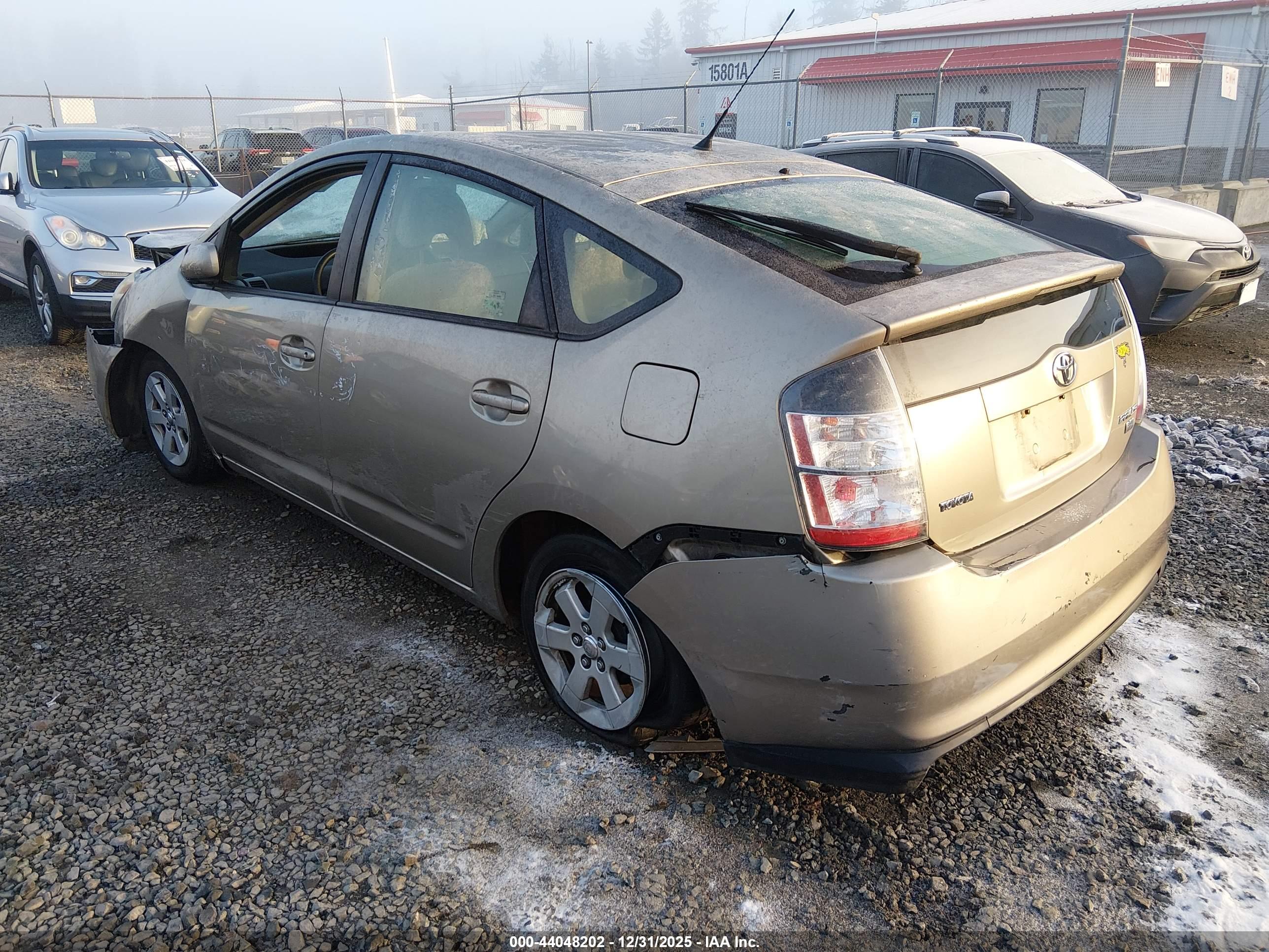 TOYOTA PRIUS image 3