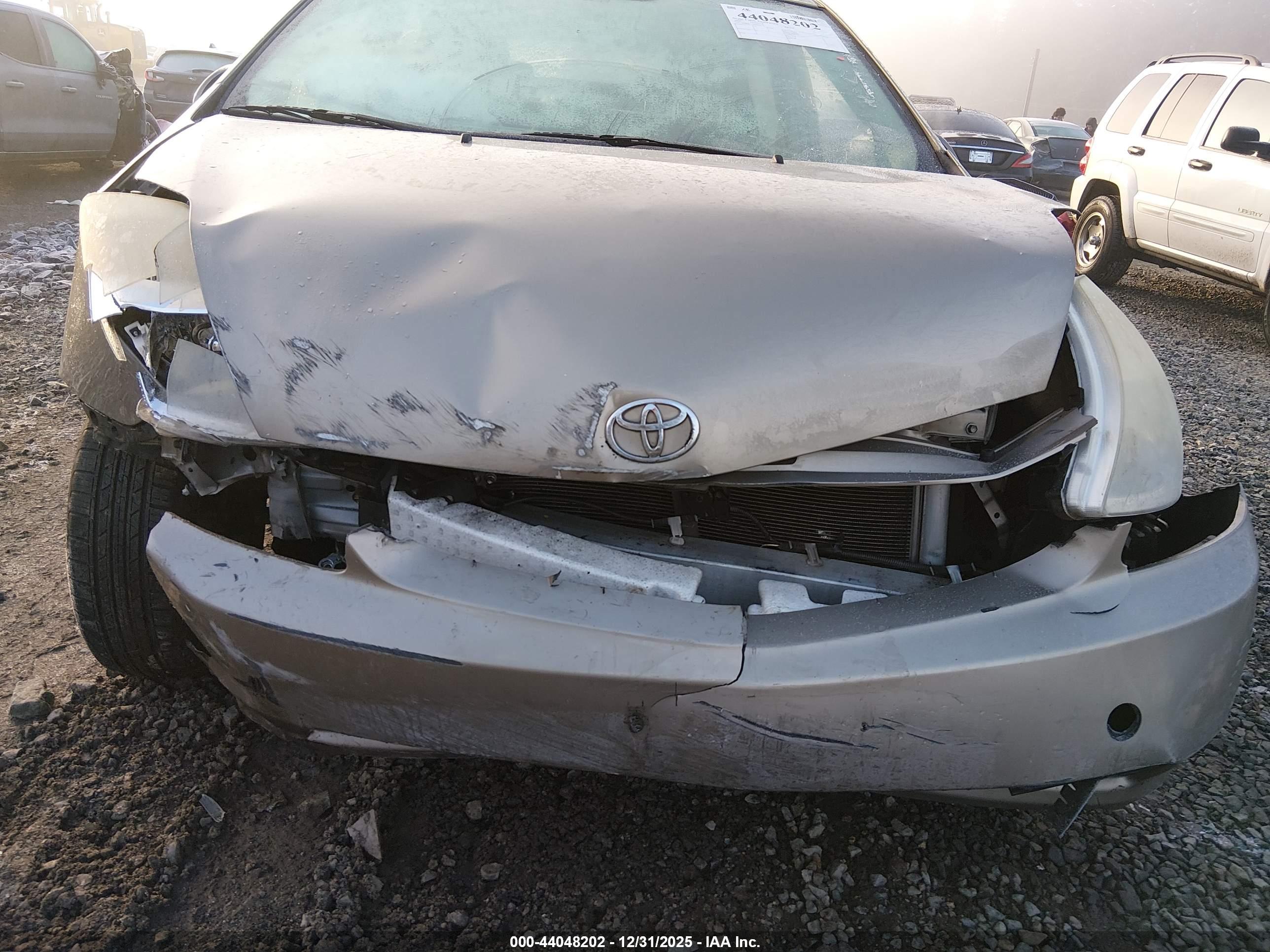 TOYOTA PRIUS image 6