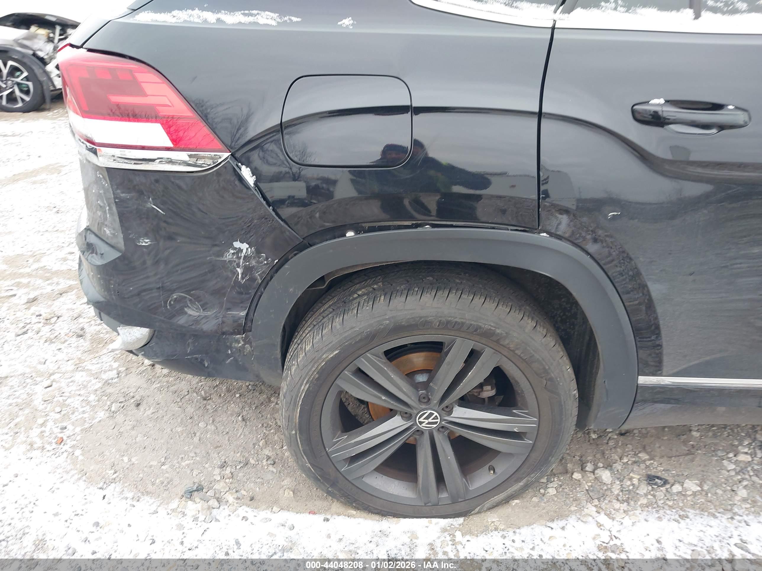 VOLKSWAGEN ATLAS image 6