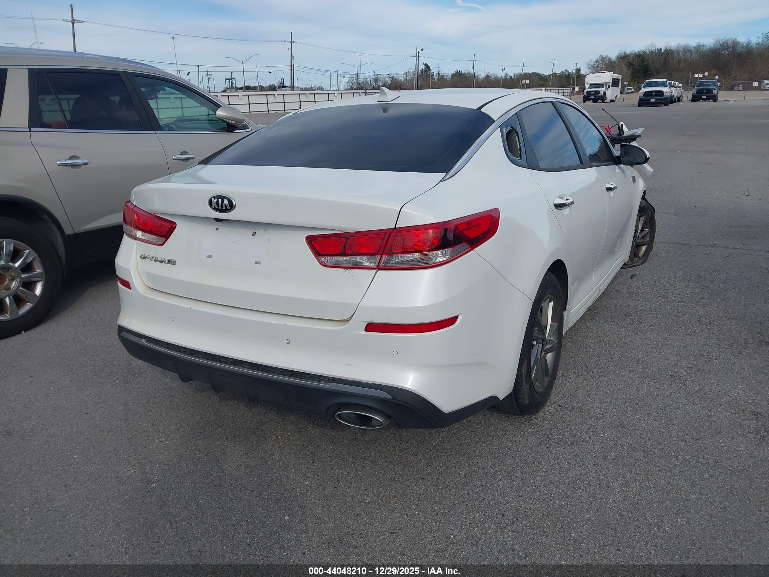 KIA OPTIMA image 4