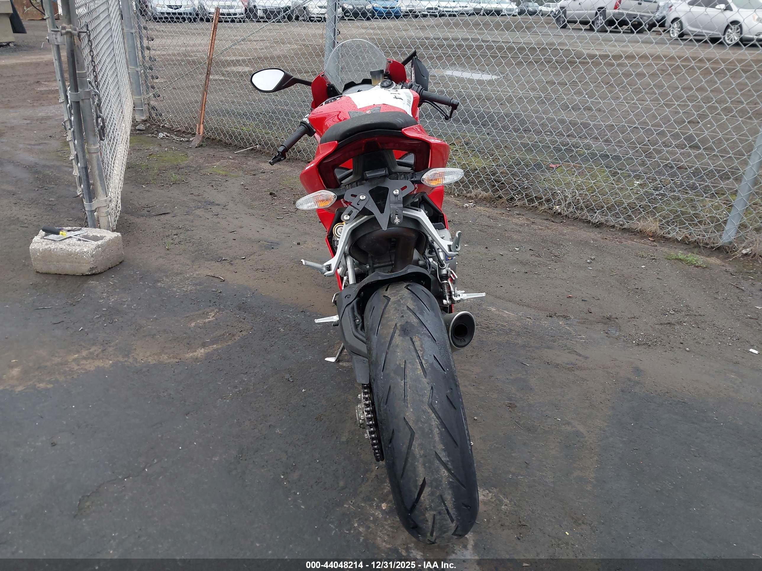 DUCATI PANIGALE image 6