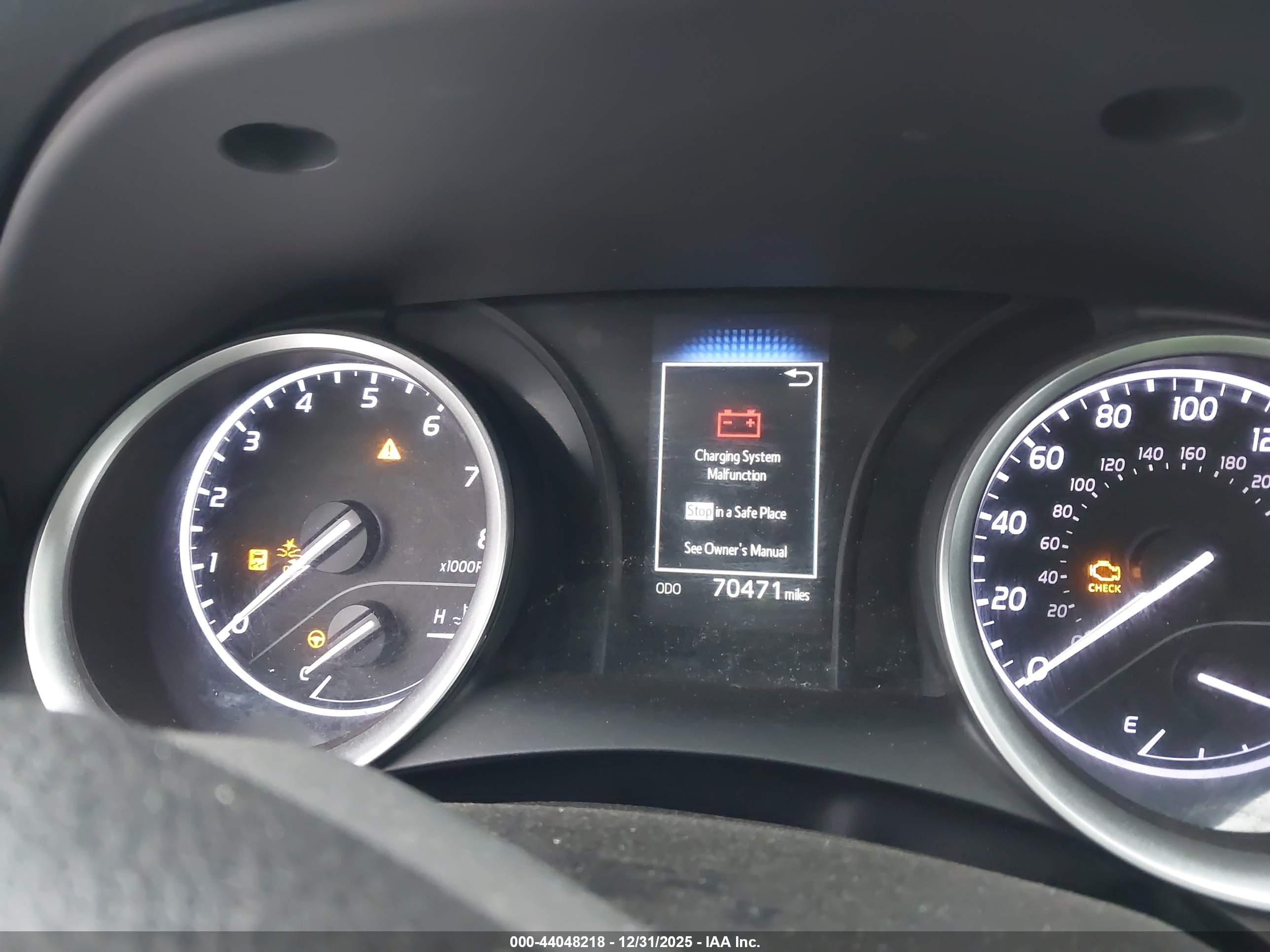 TOYOTA CAMRY image 7