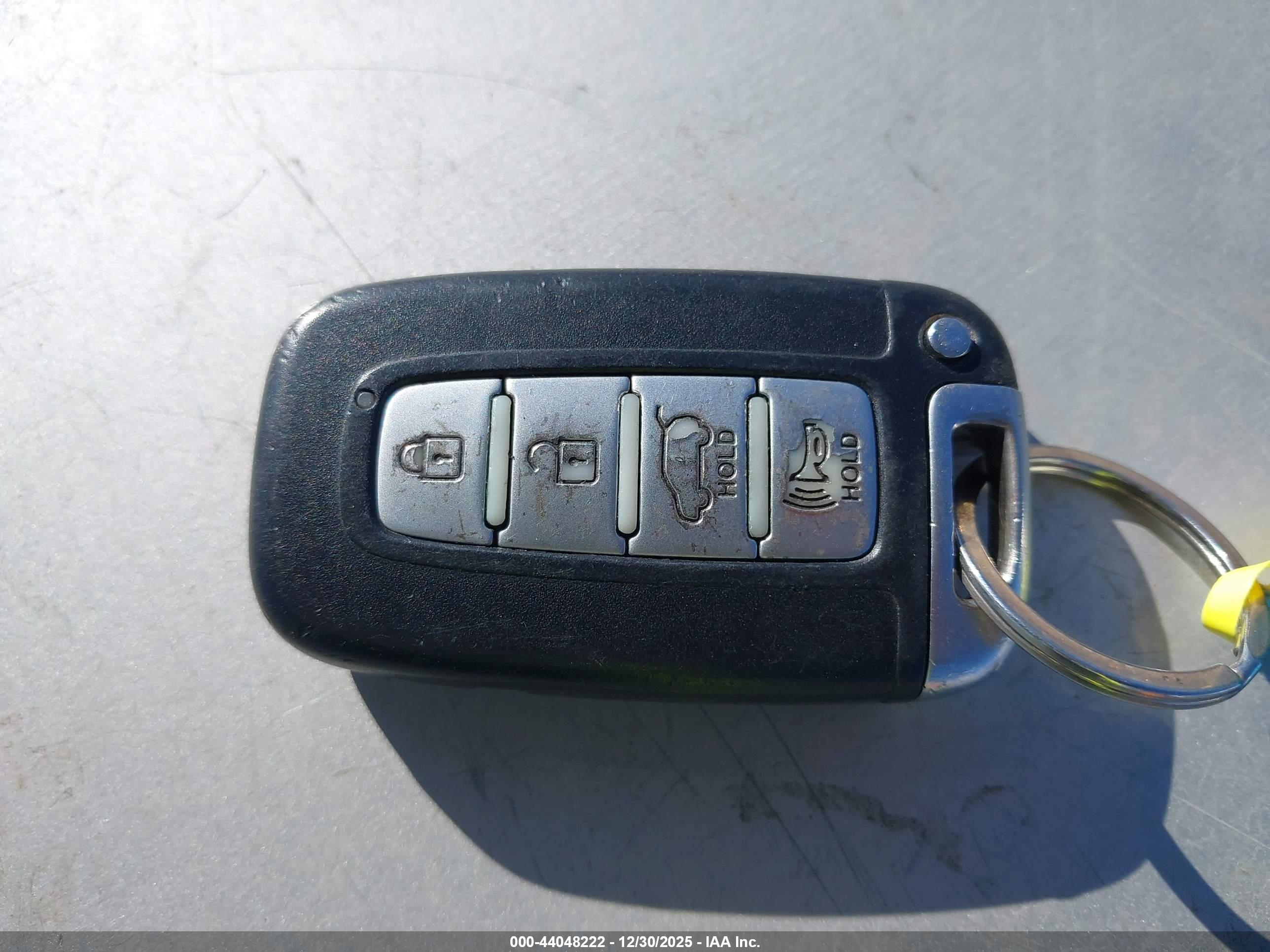 HYUNDAI TUCSON image 11