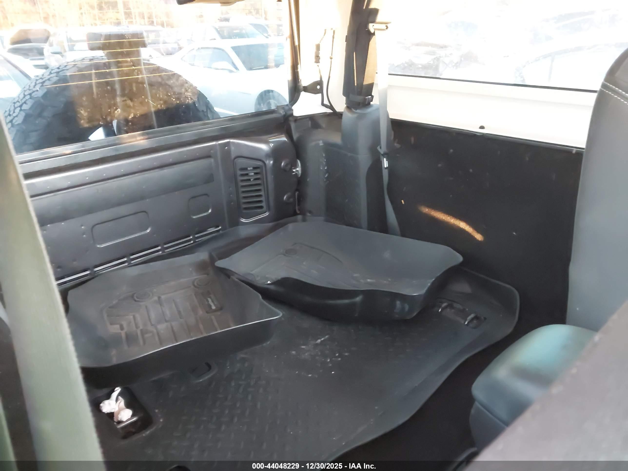 JEEP WRANGLER image 8