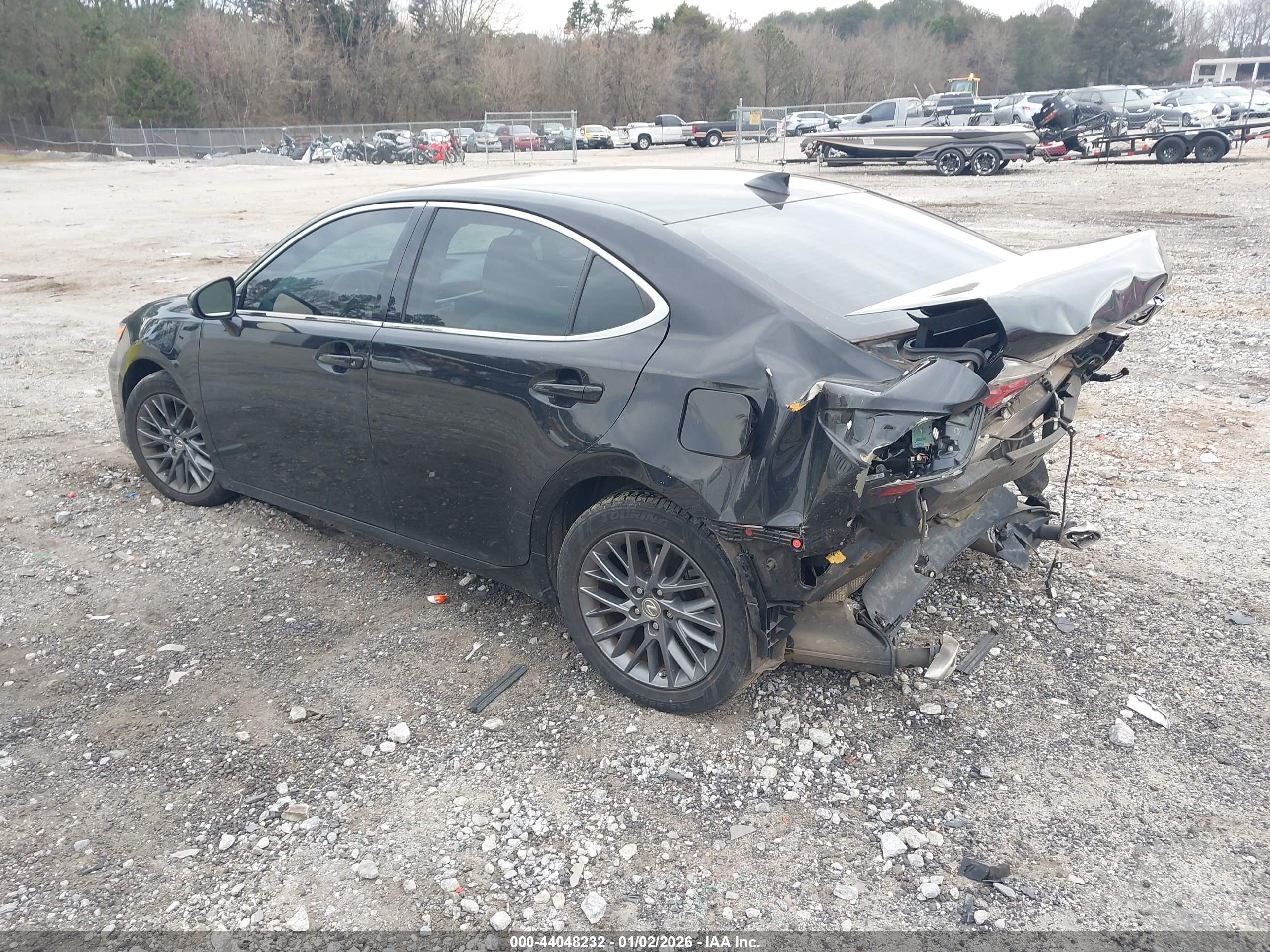 LEXUS ES image 3