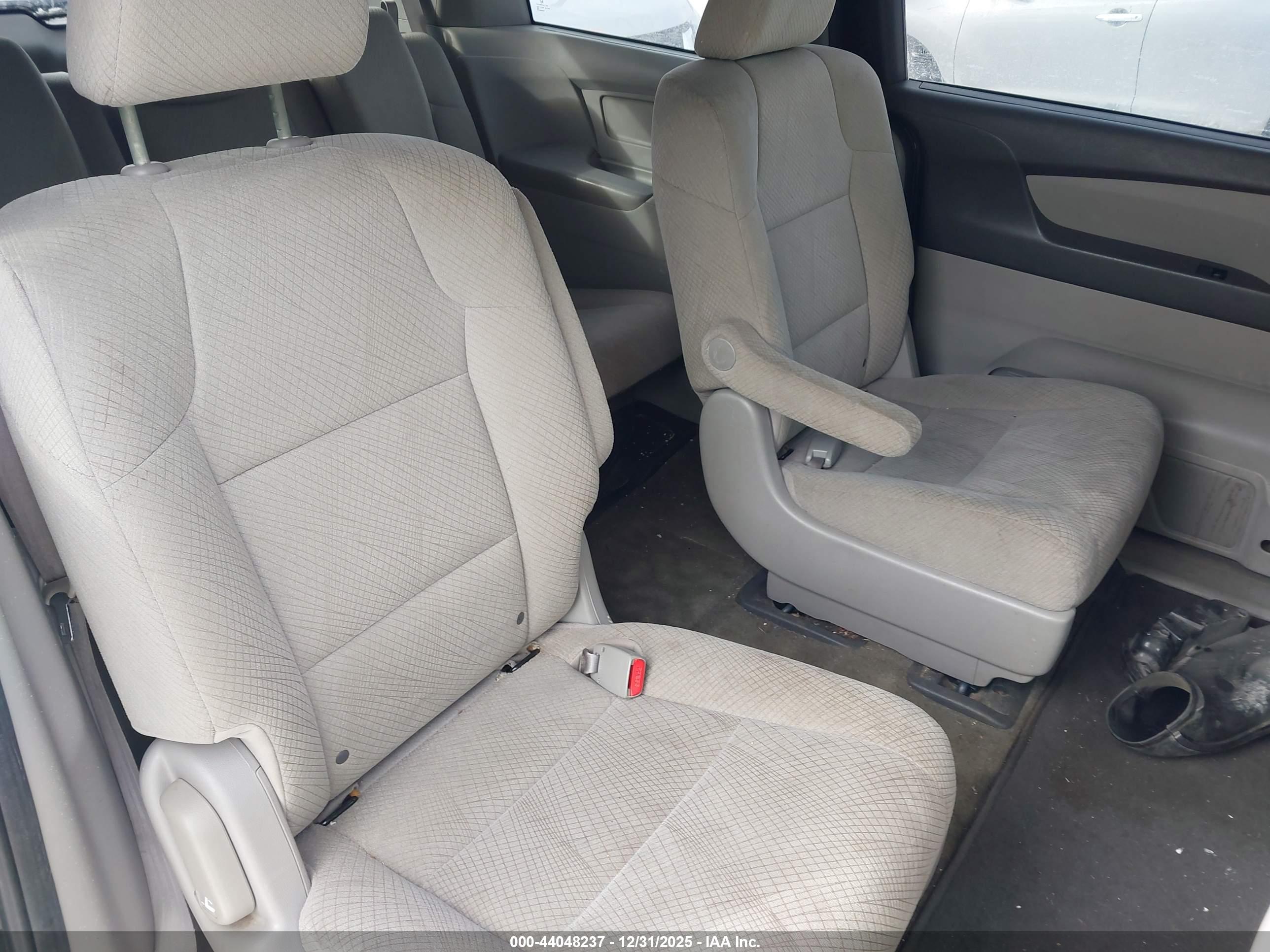 HONDA ODYSSEY image 8