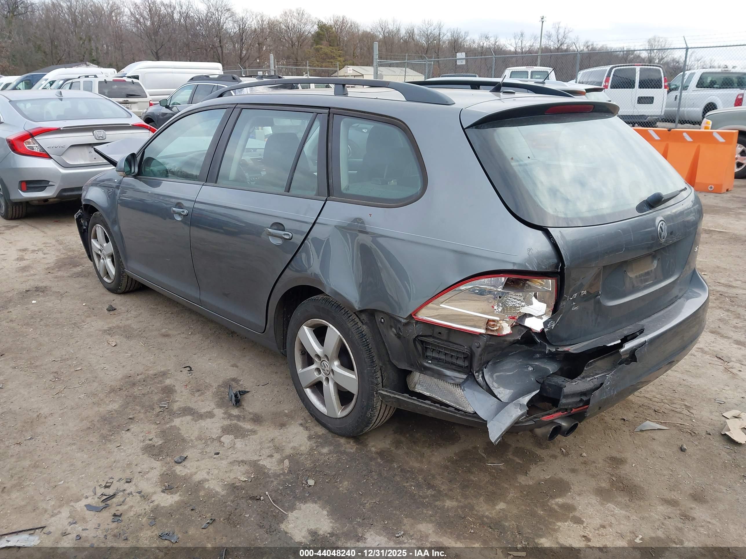VOLKSWAGEN JETTA image 3