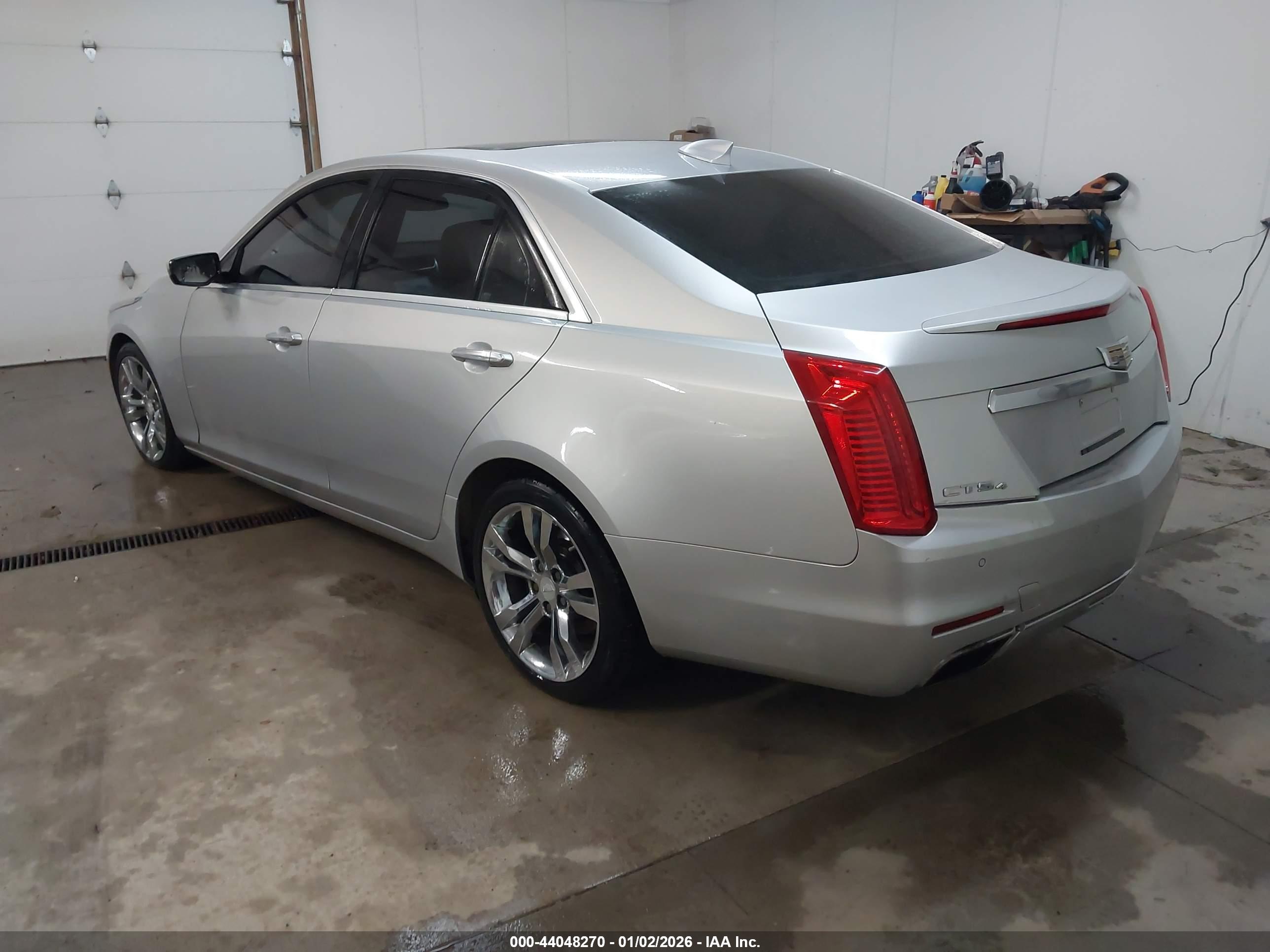 CADILLAC CTS image 3