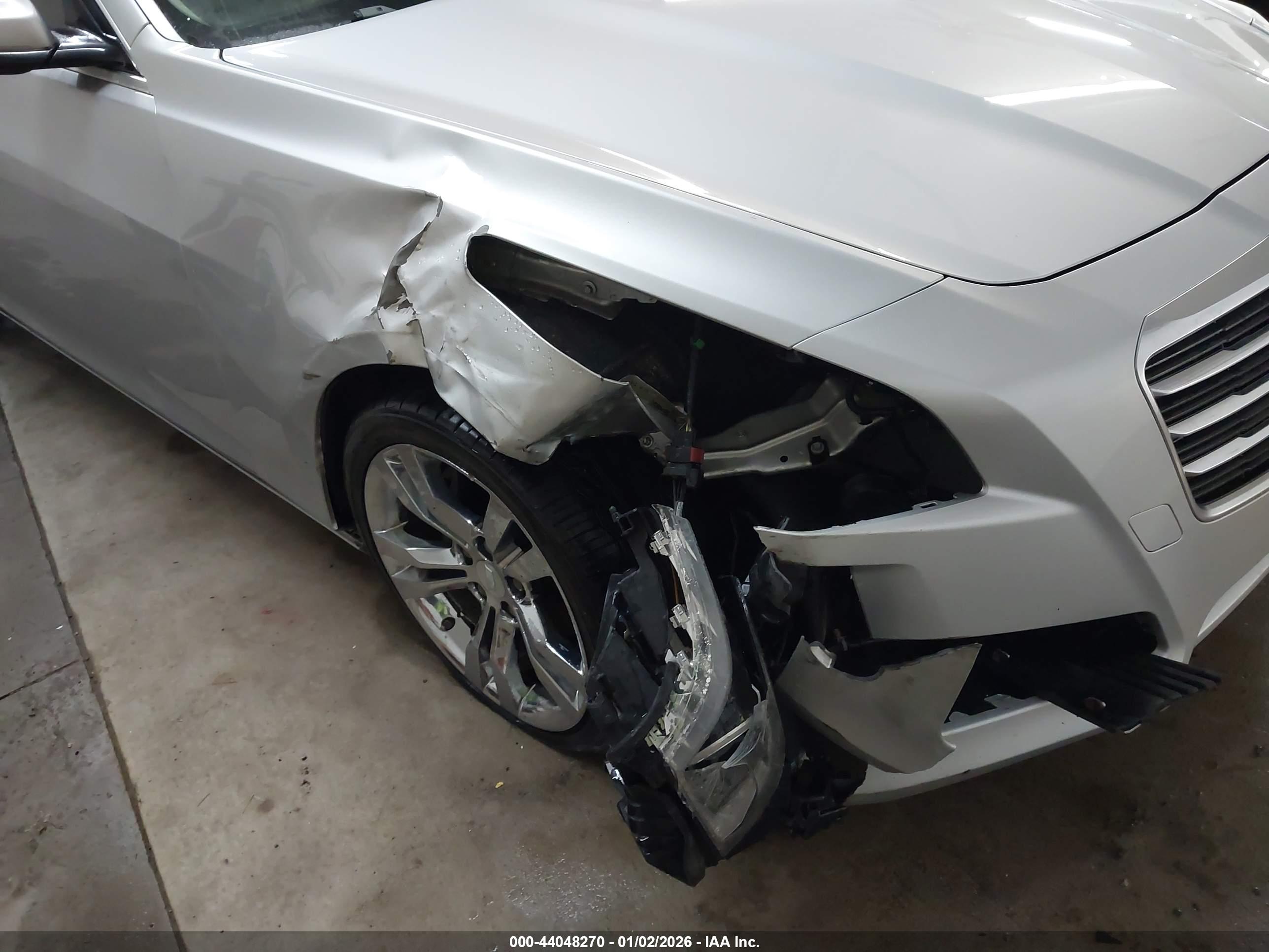 CADILLAC CTS image 6
