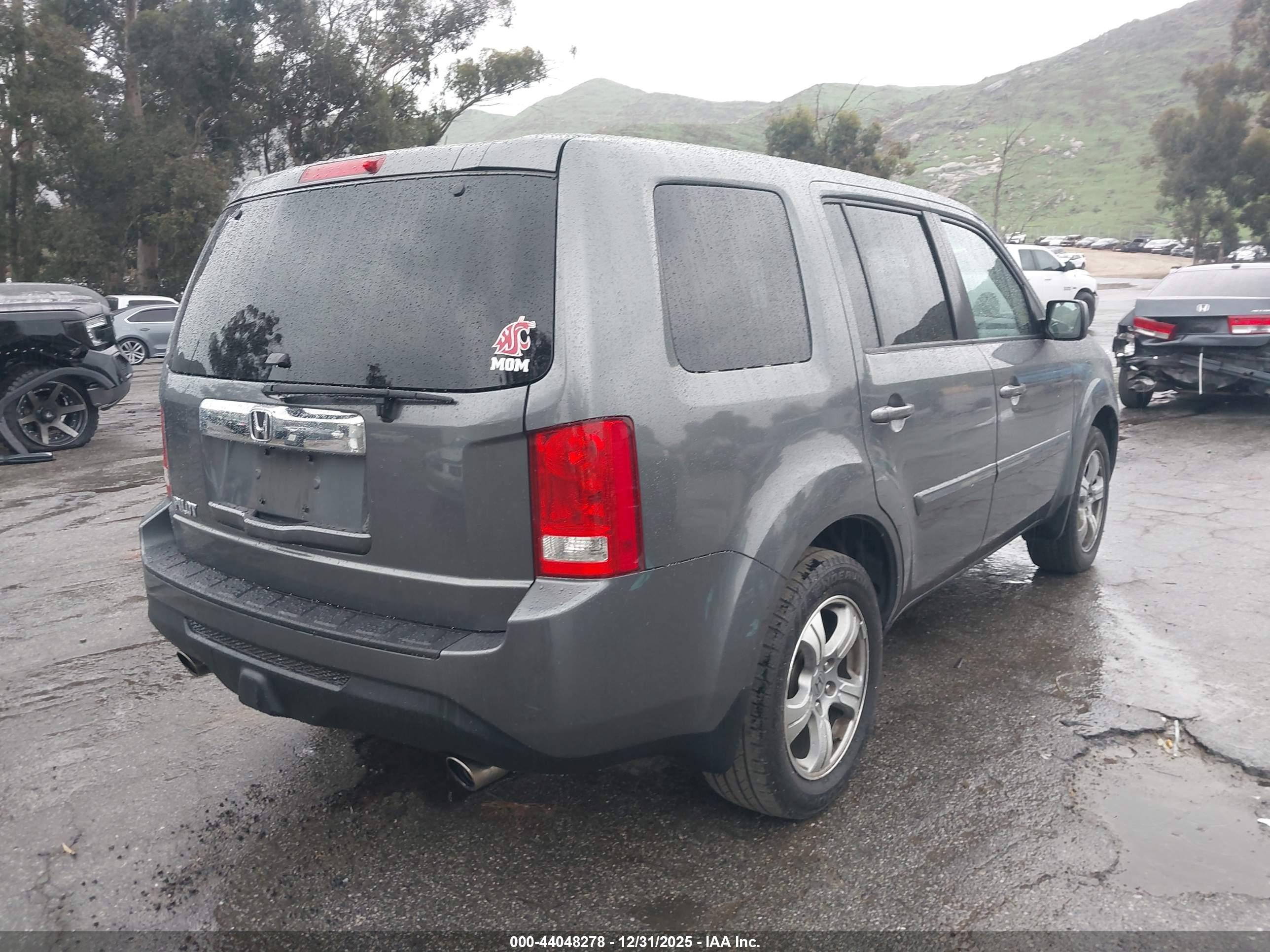 HONDA PILOT image 4