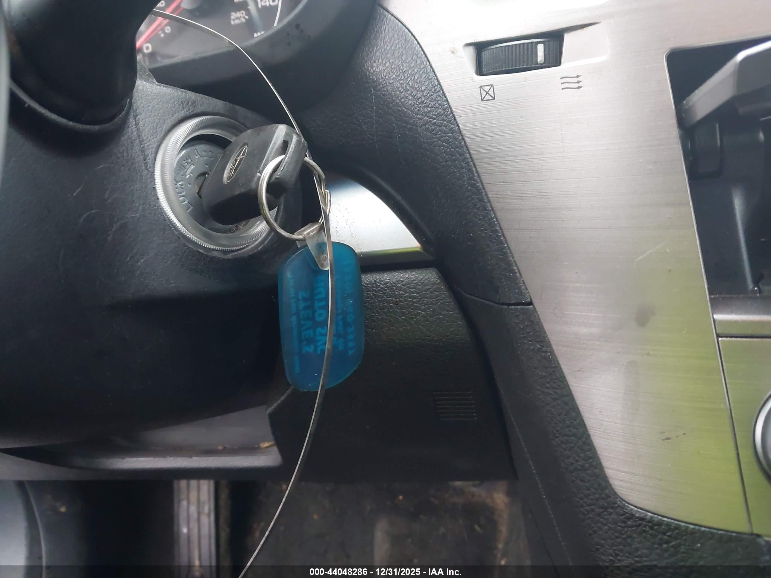 SUBARU LEGACY image 11