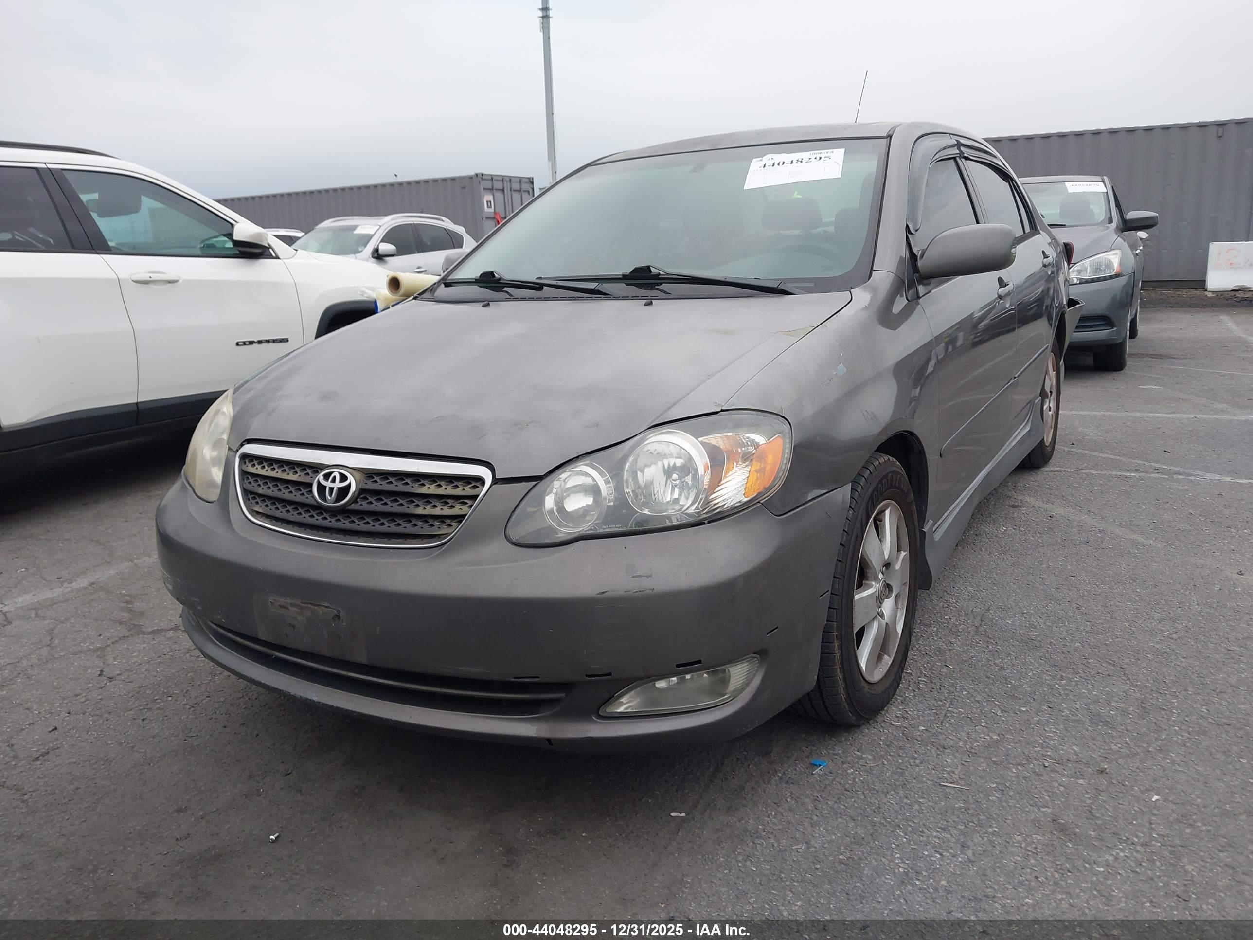 TOYOTA COROLLA image 2