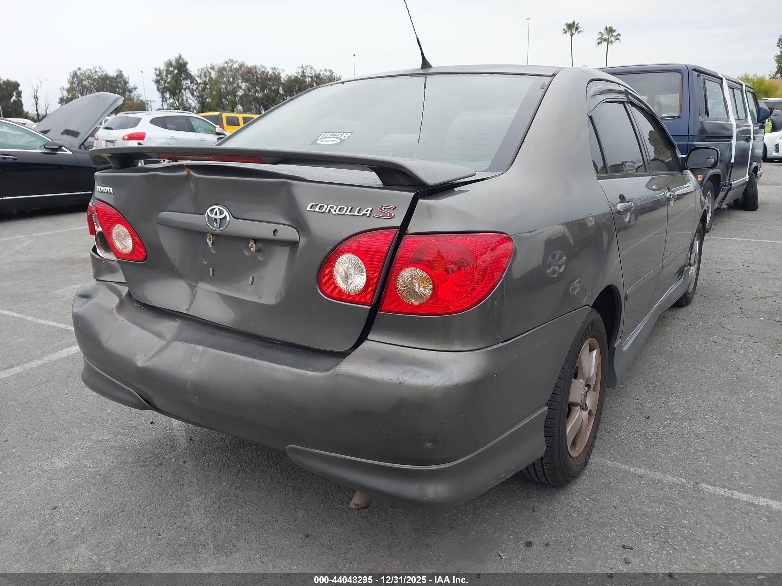 TOYOTA COROLLA image 4