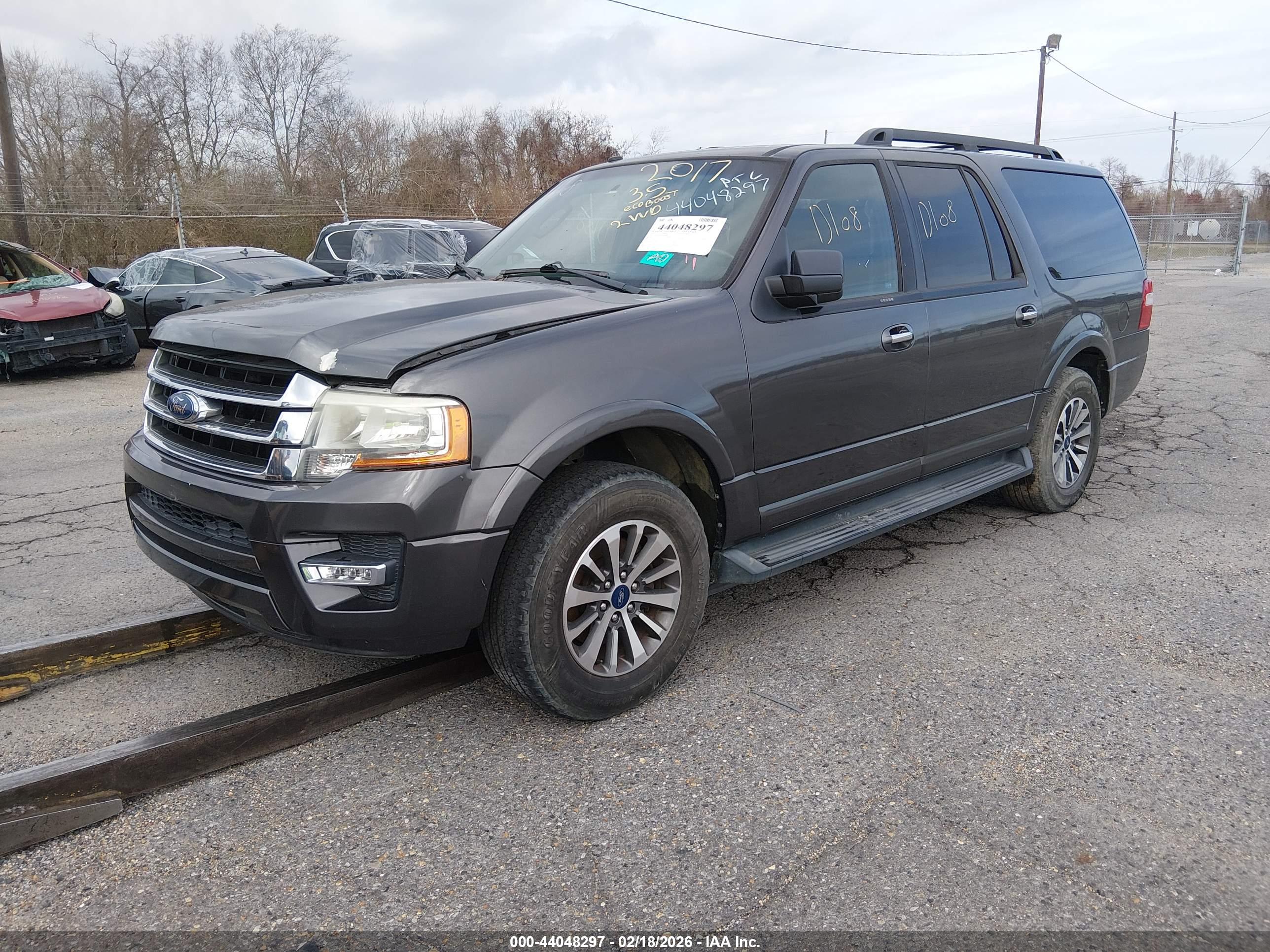 FORD EXPEDITION image 2