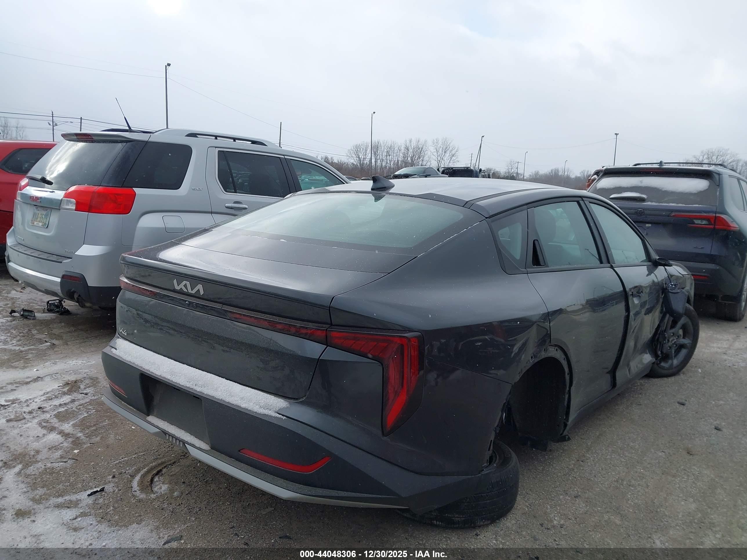 KIA K4 image 4