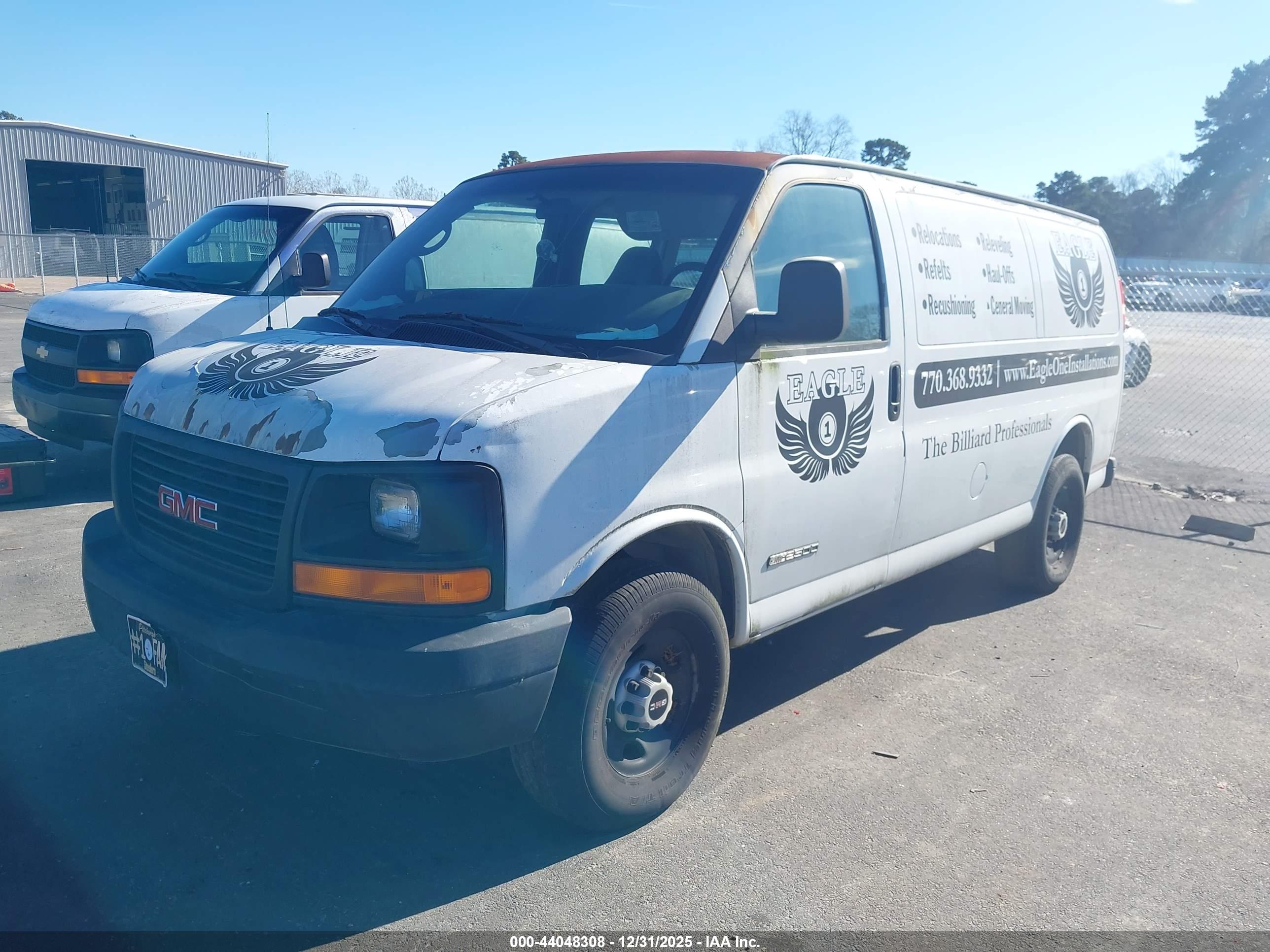 GMC SAVANA image 2