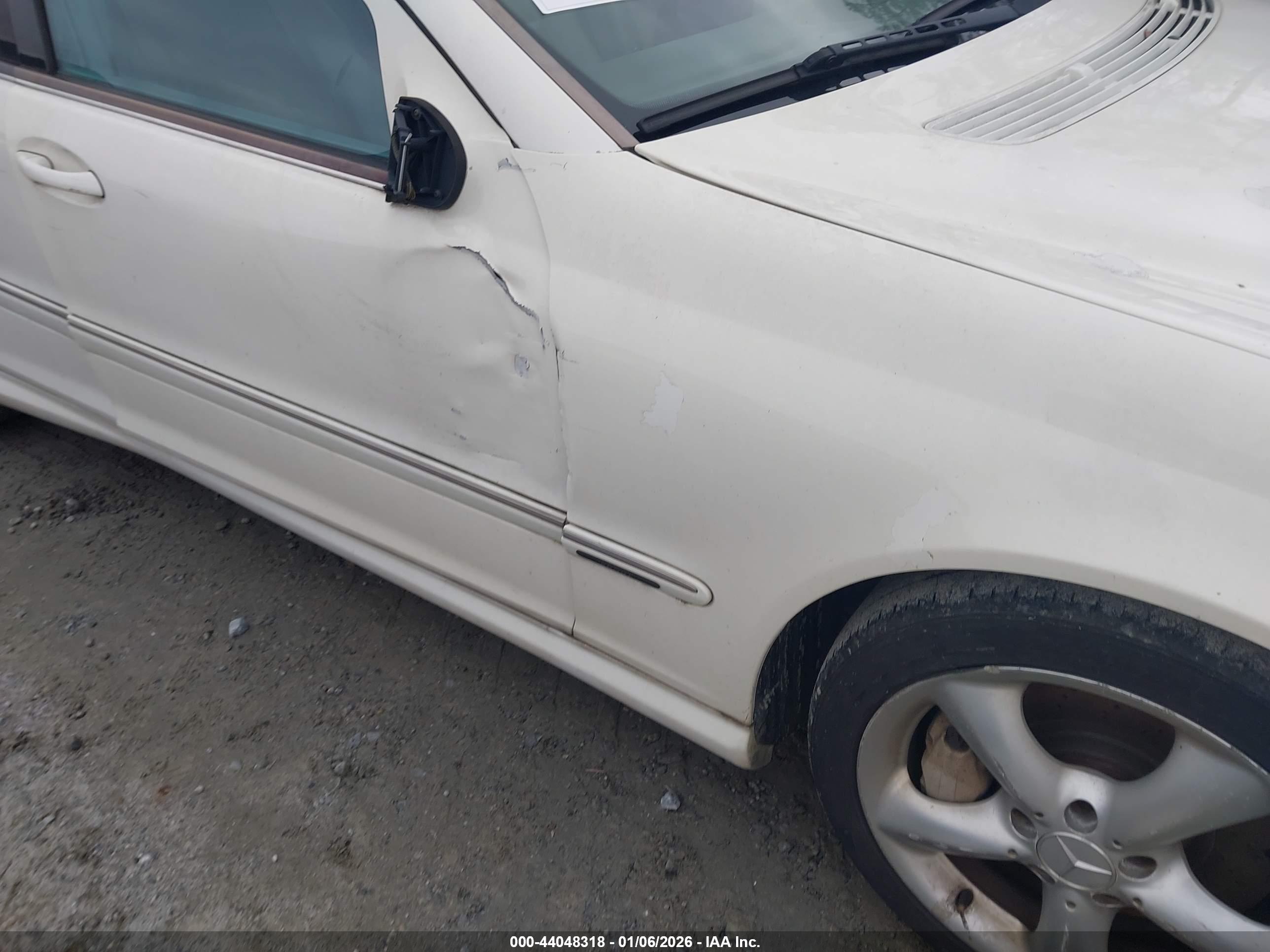 MERCEDES-BENZ C image 6