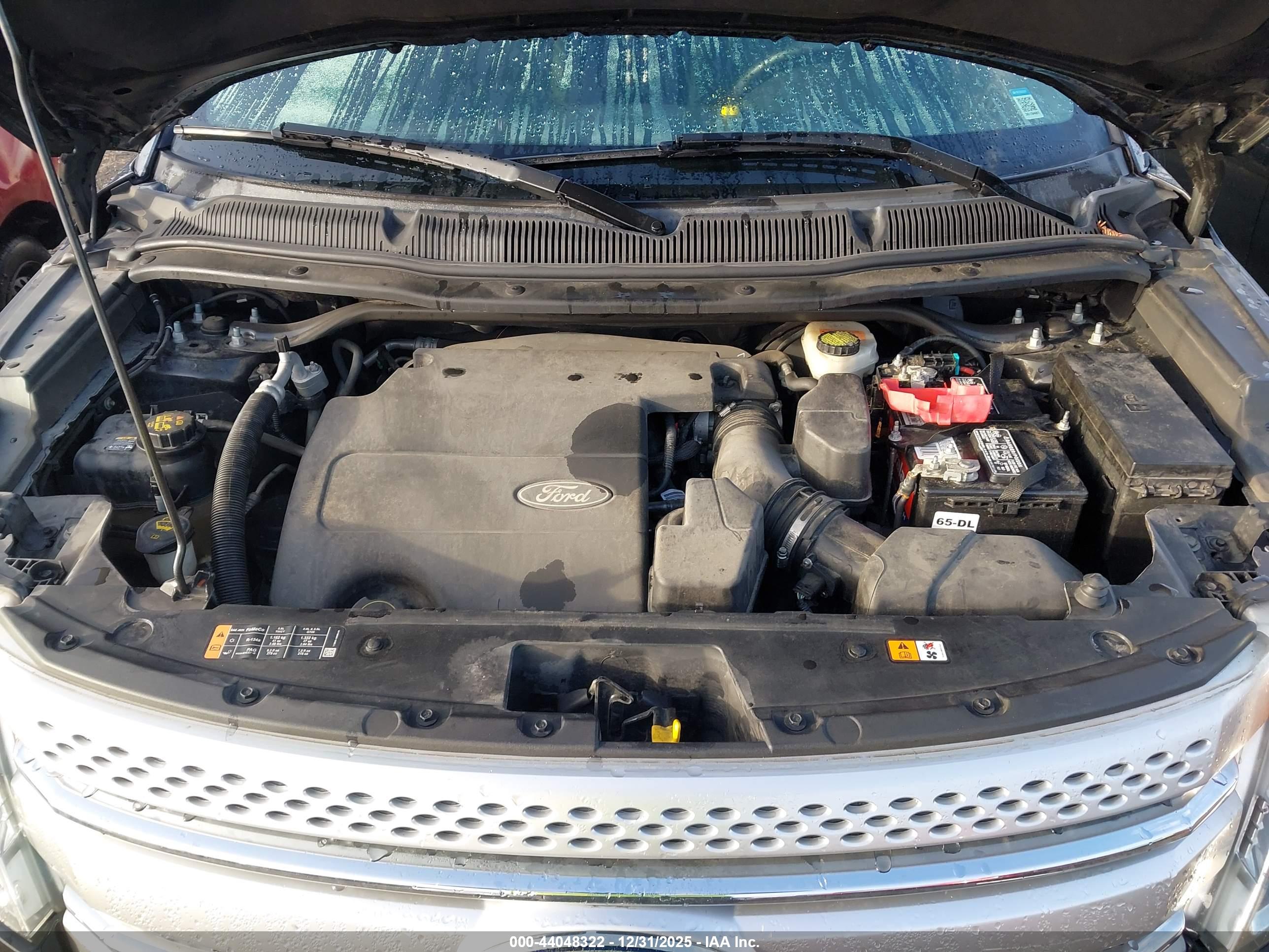 FORD EXPLORER image 10
