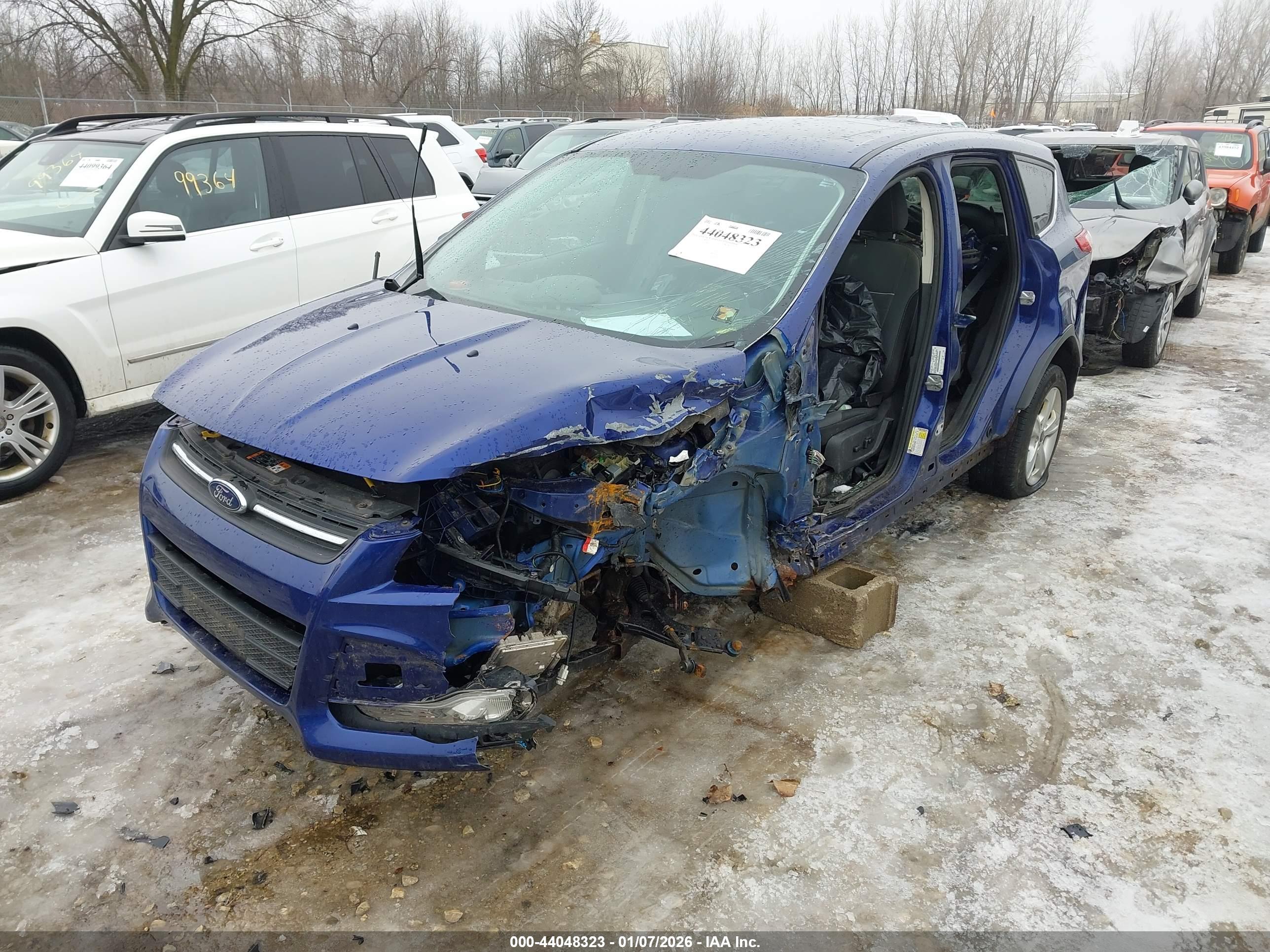 FORD ESCAPE image 2