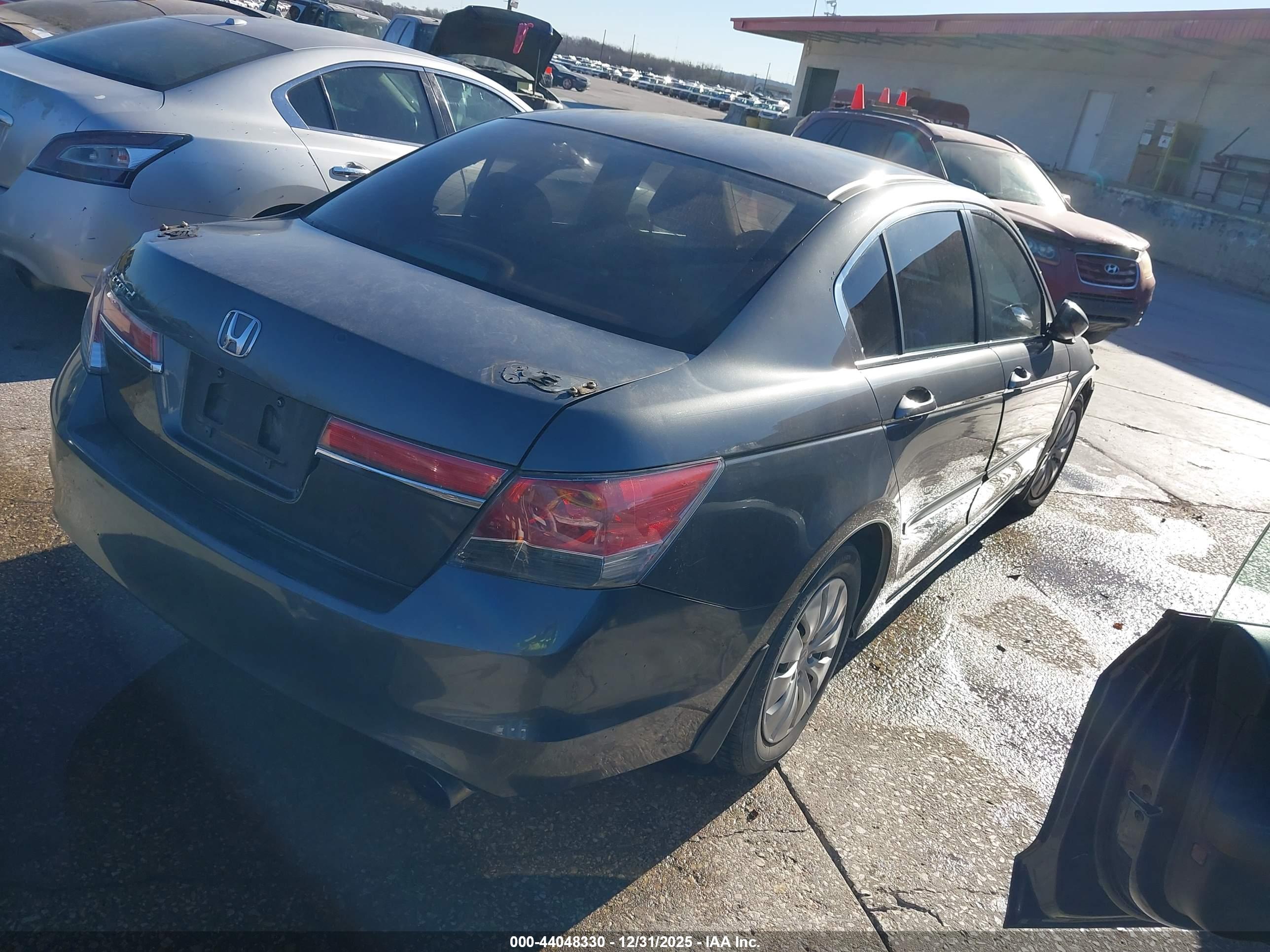 HONDA ACCORD image 4