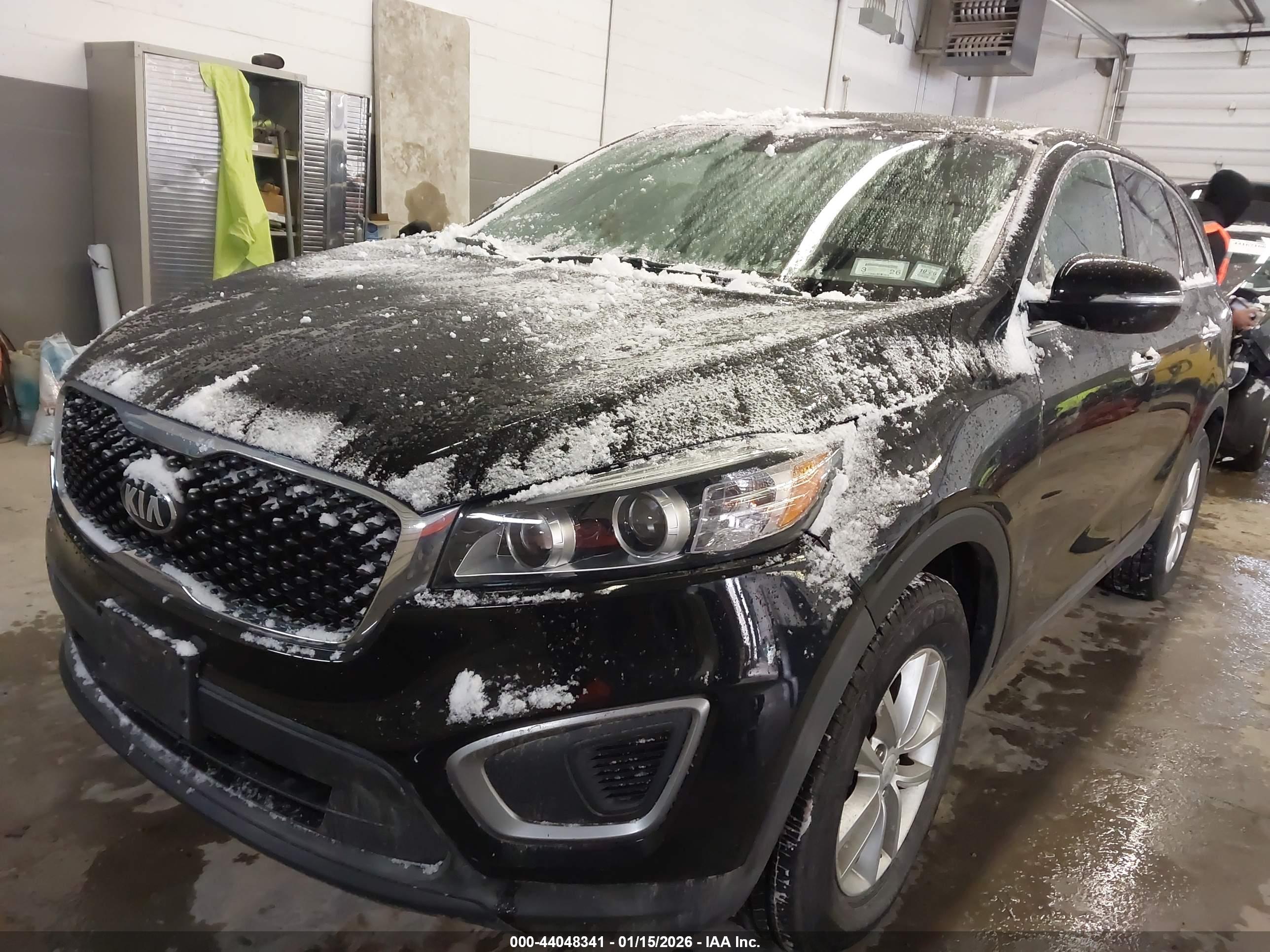 KIA SORENTO image 2