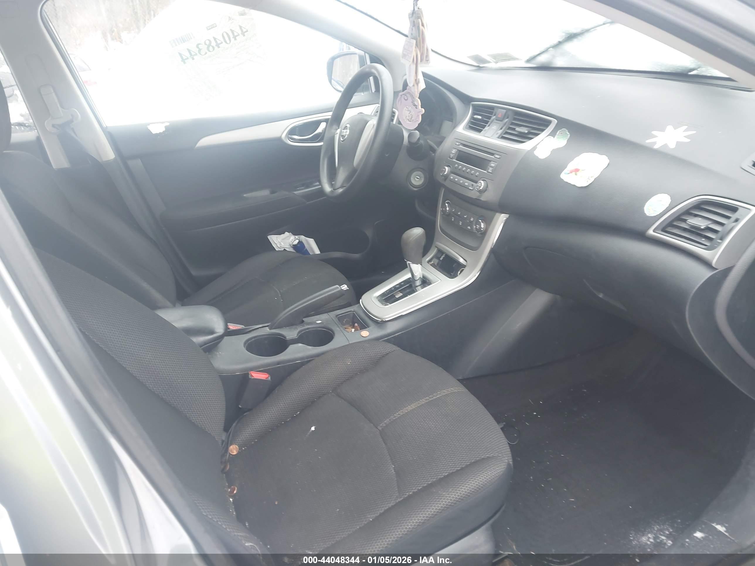 NISSAN SENTRA image 5
