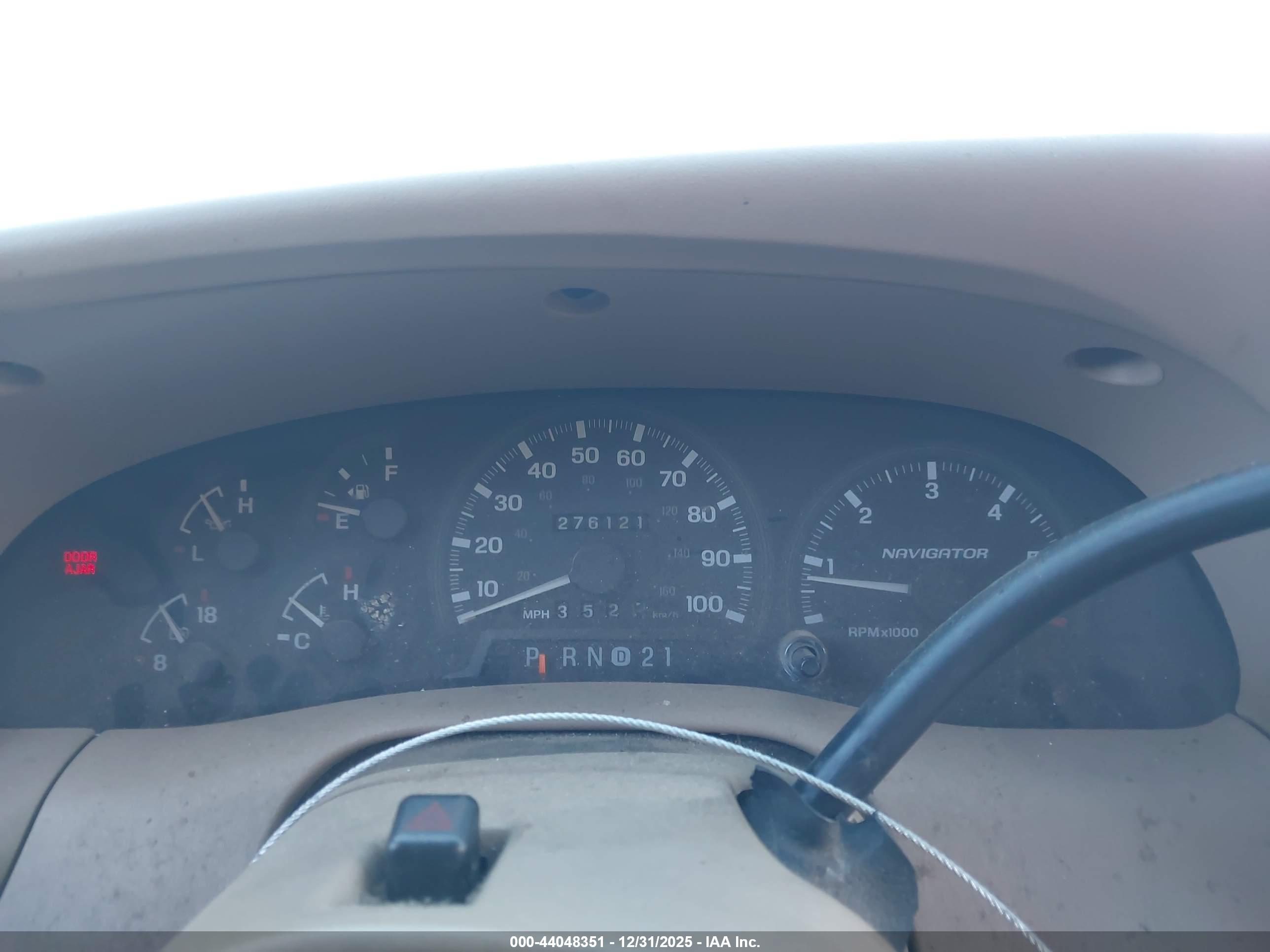 LINCOLN NAVIGATOR image 7