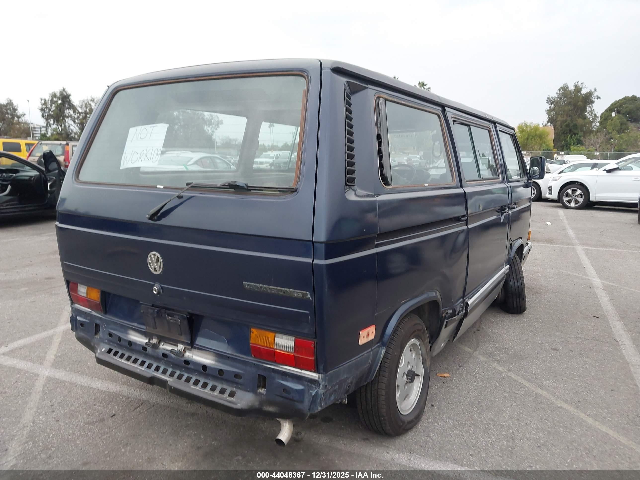 VOLKSWAGEN VANAGON image 4