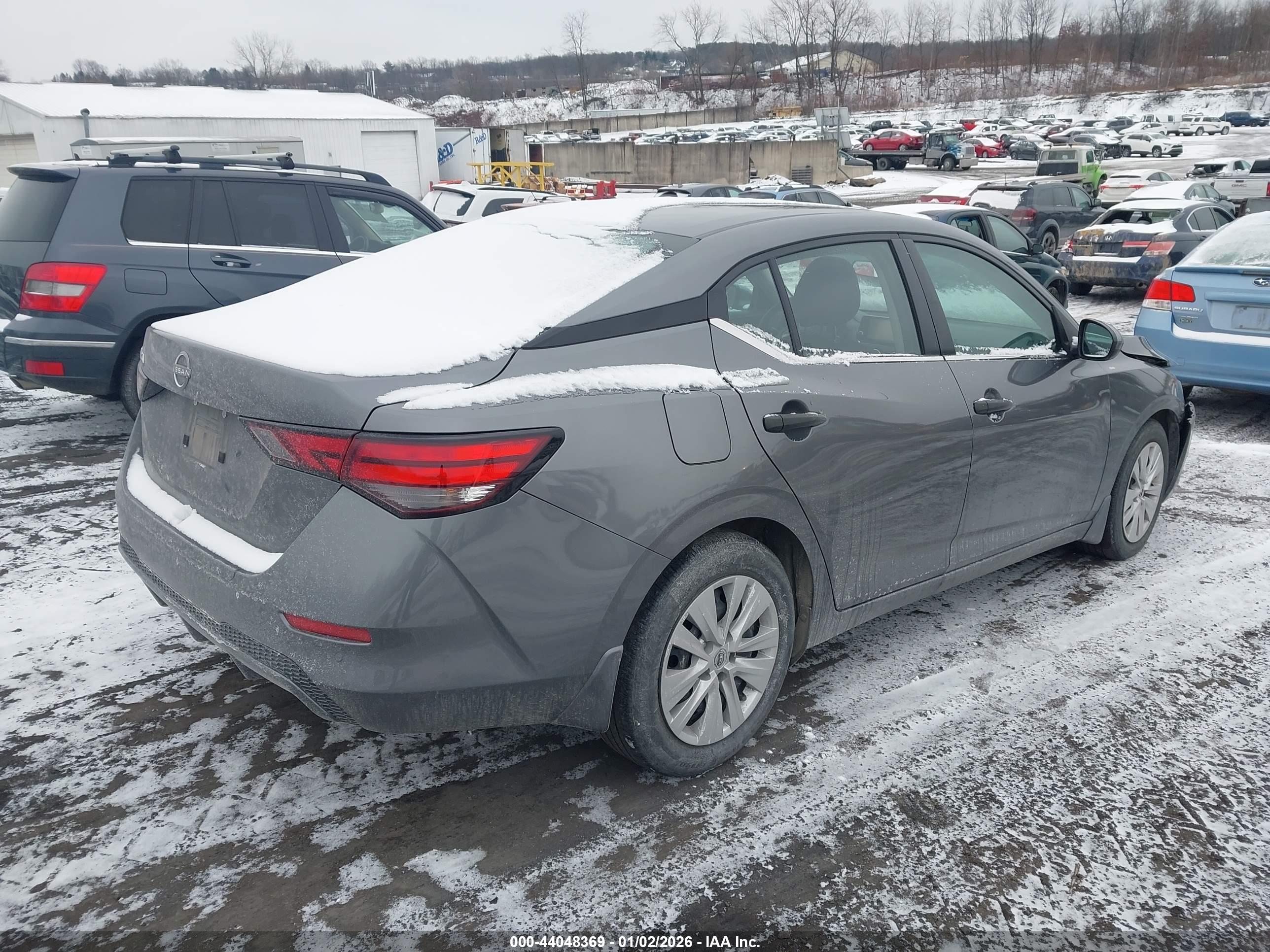 NISSAN SENTRA image 4