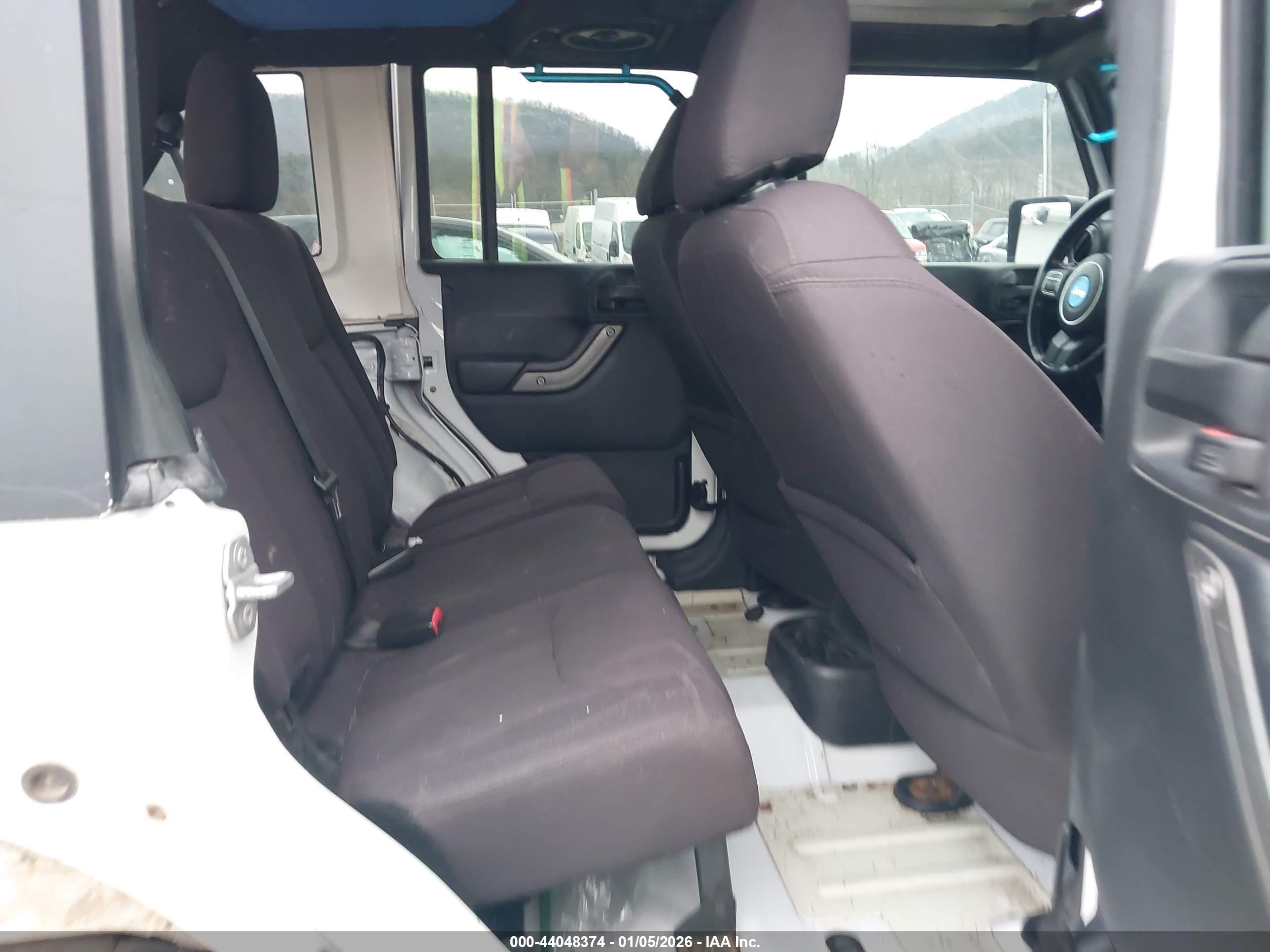 JEEP WRANGLER image 8