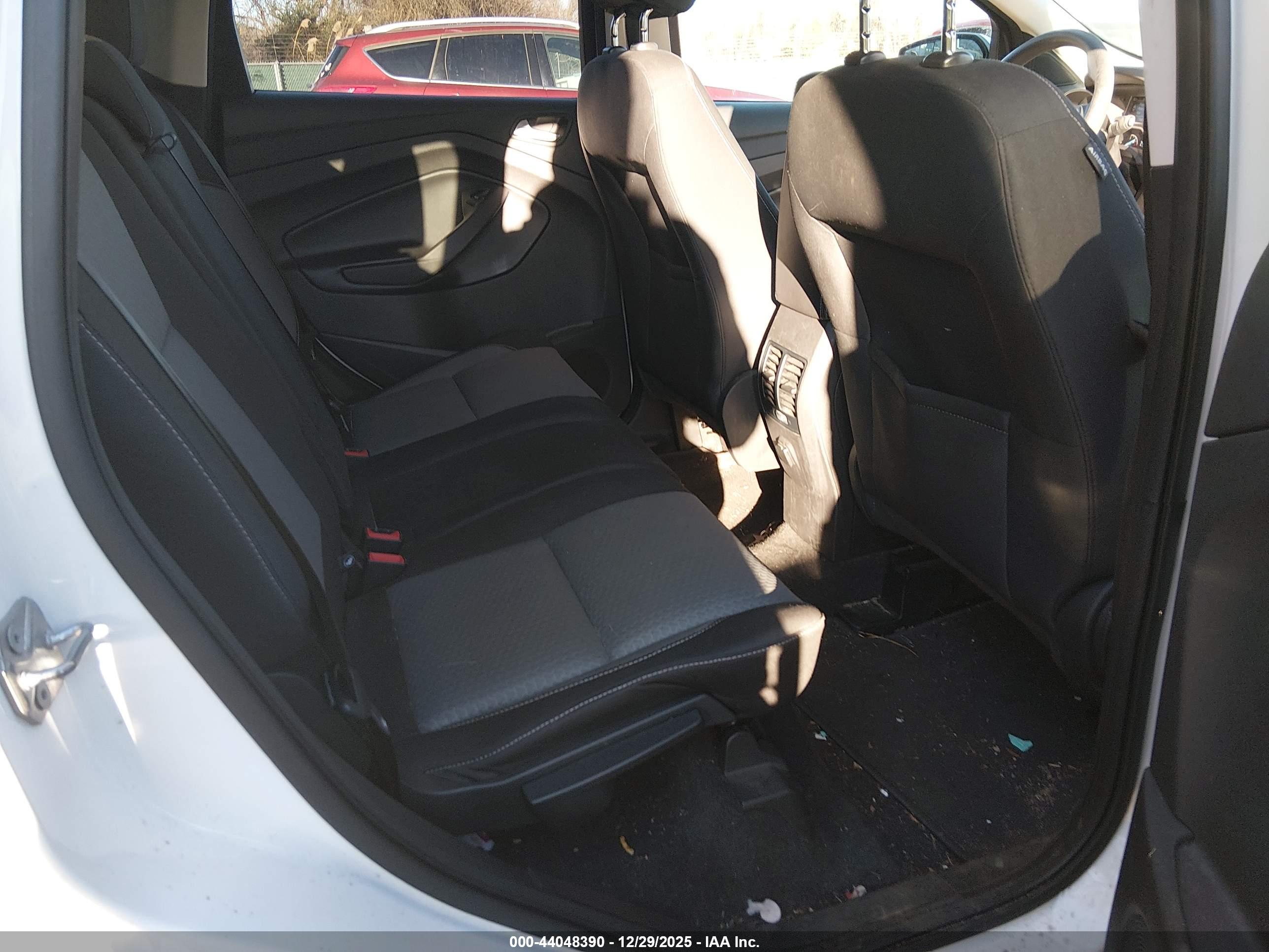 FORD ESCAPE image 8