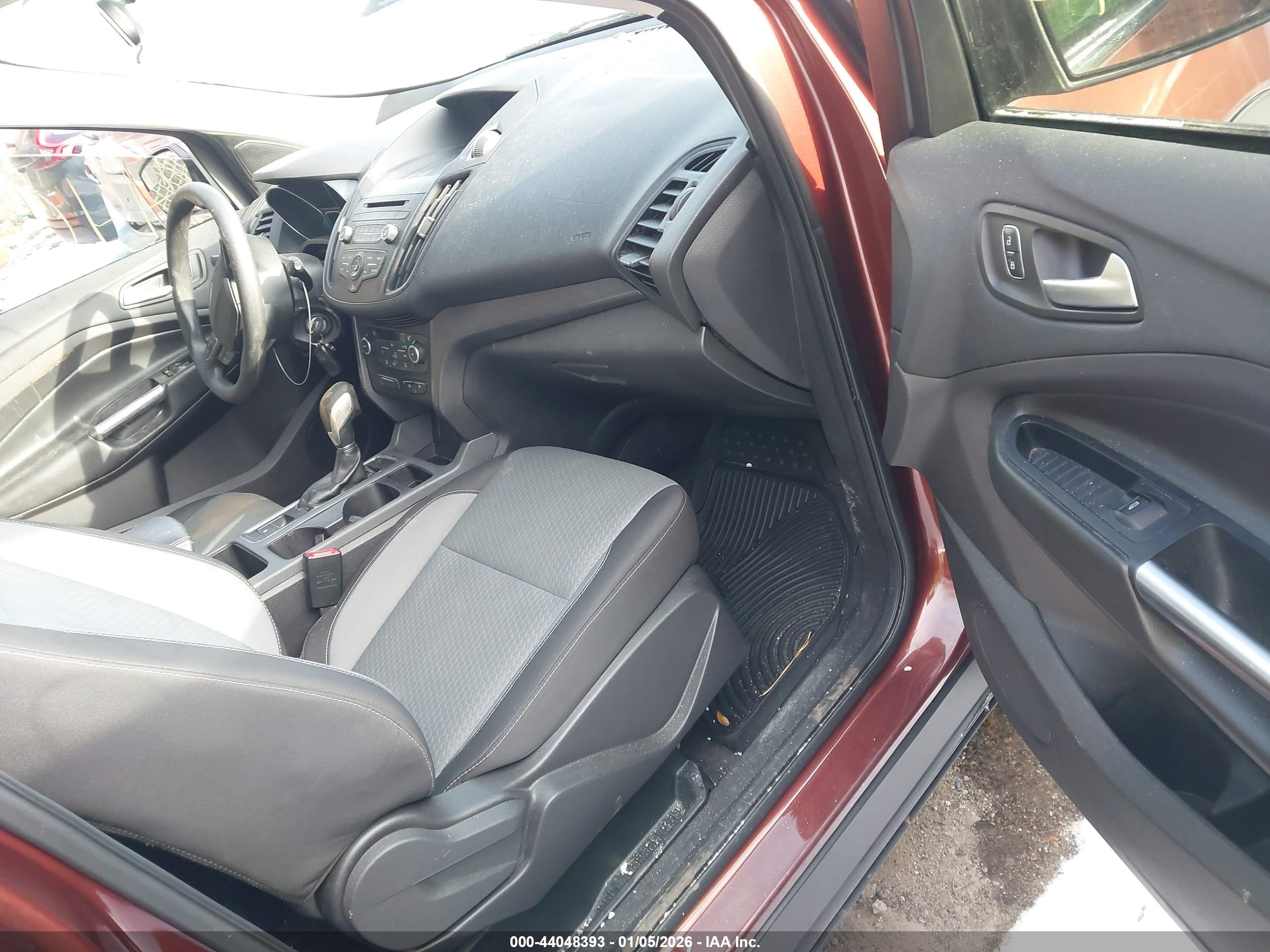 FORD ESCAPE image 5