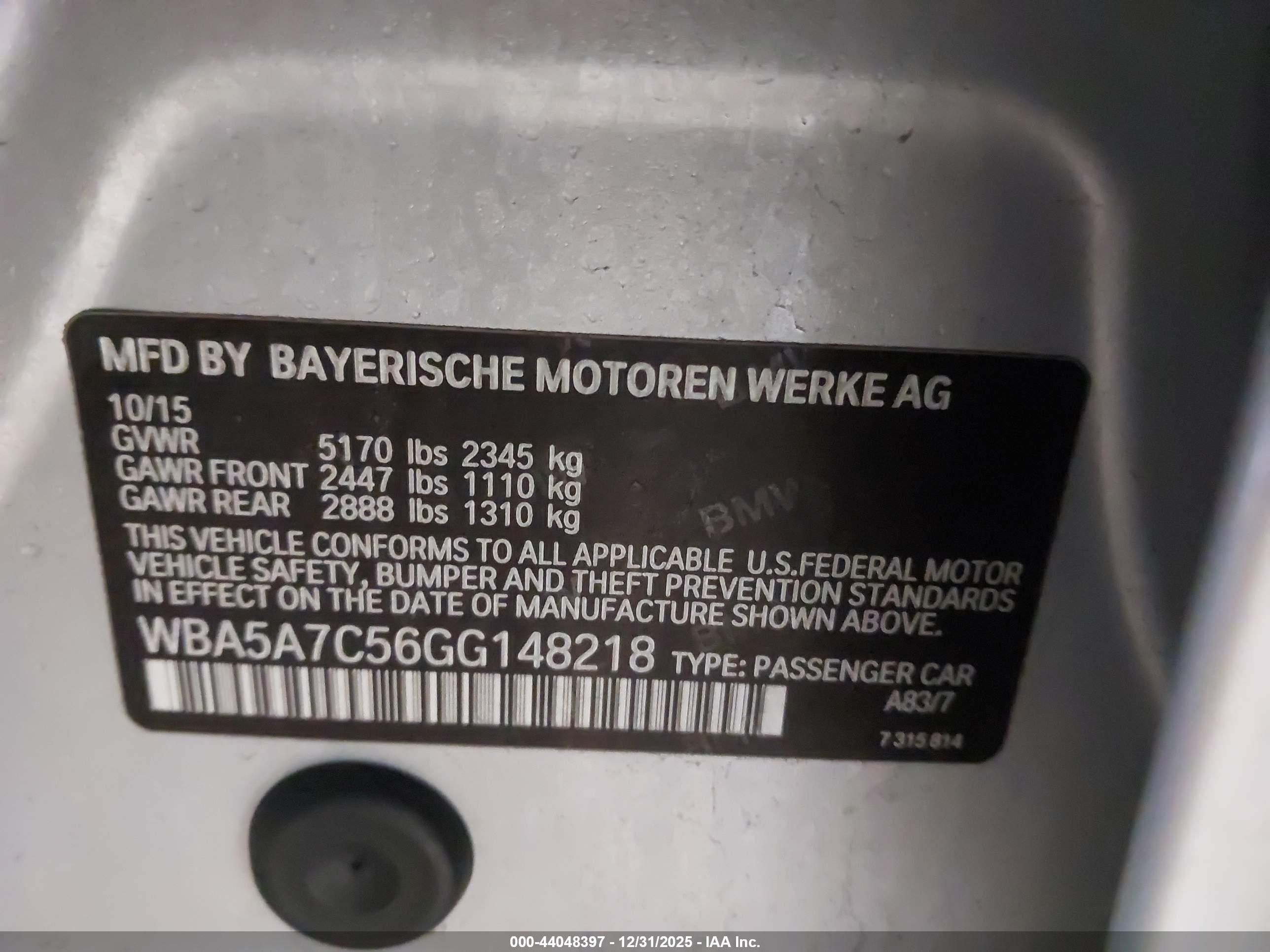 BMW 528I image 9