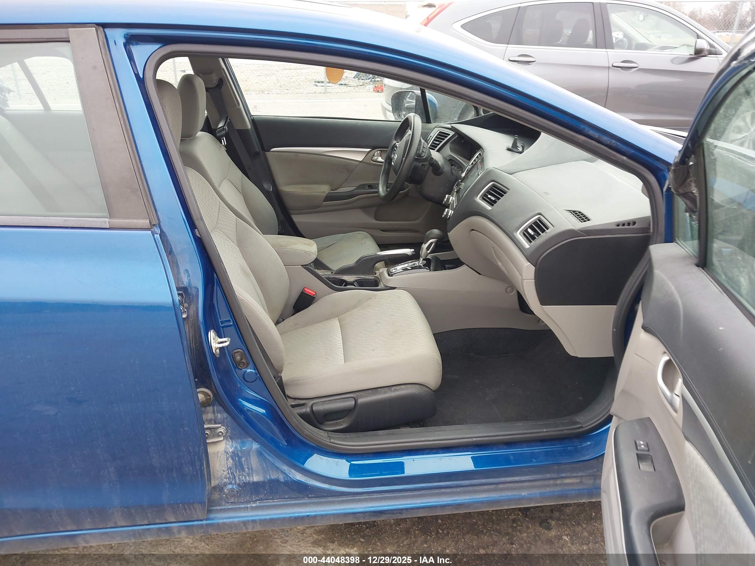 HONDA CIVIC image 5