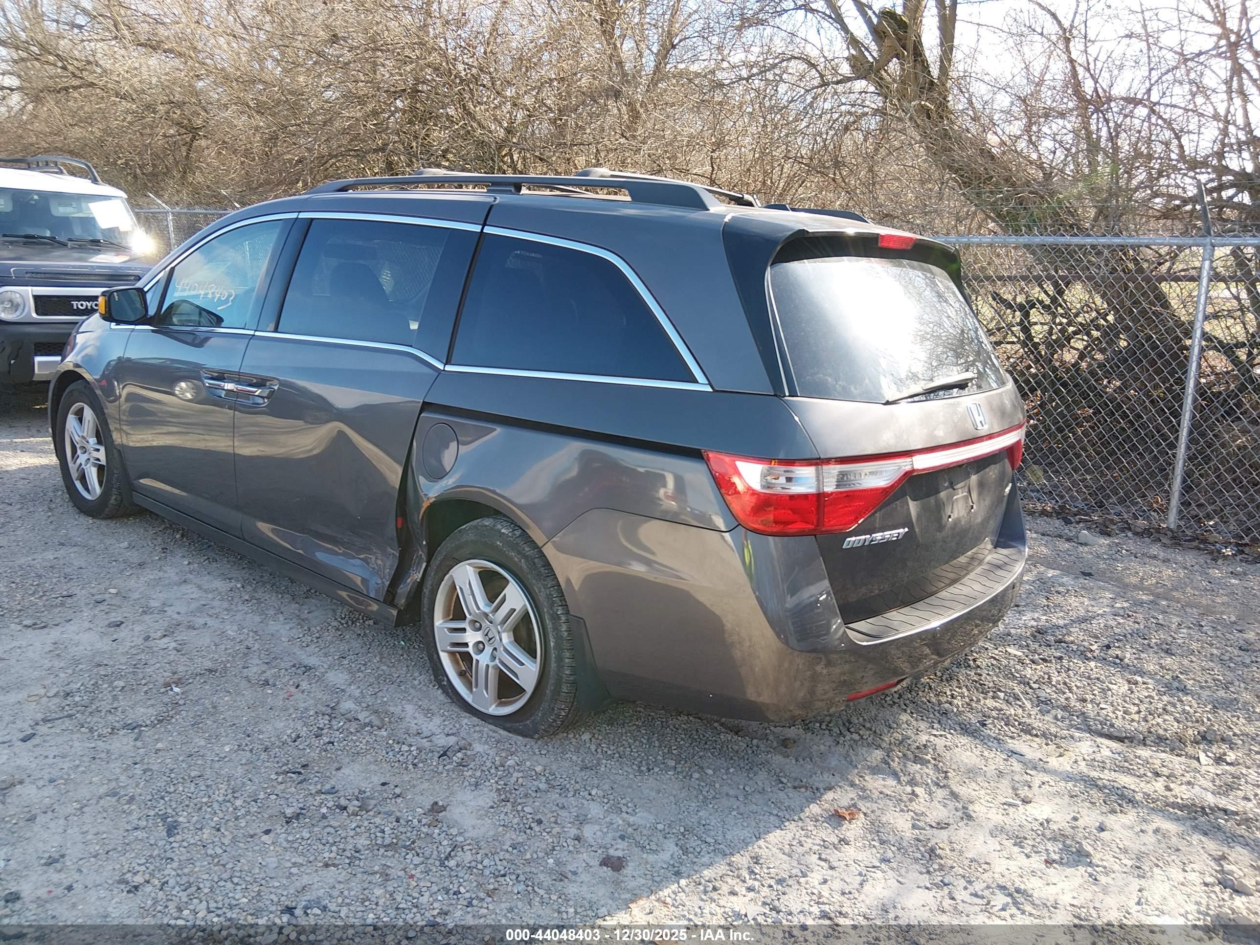 HONDA ODYSSEY image 3