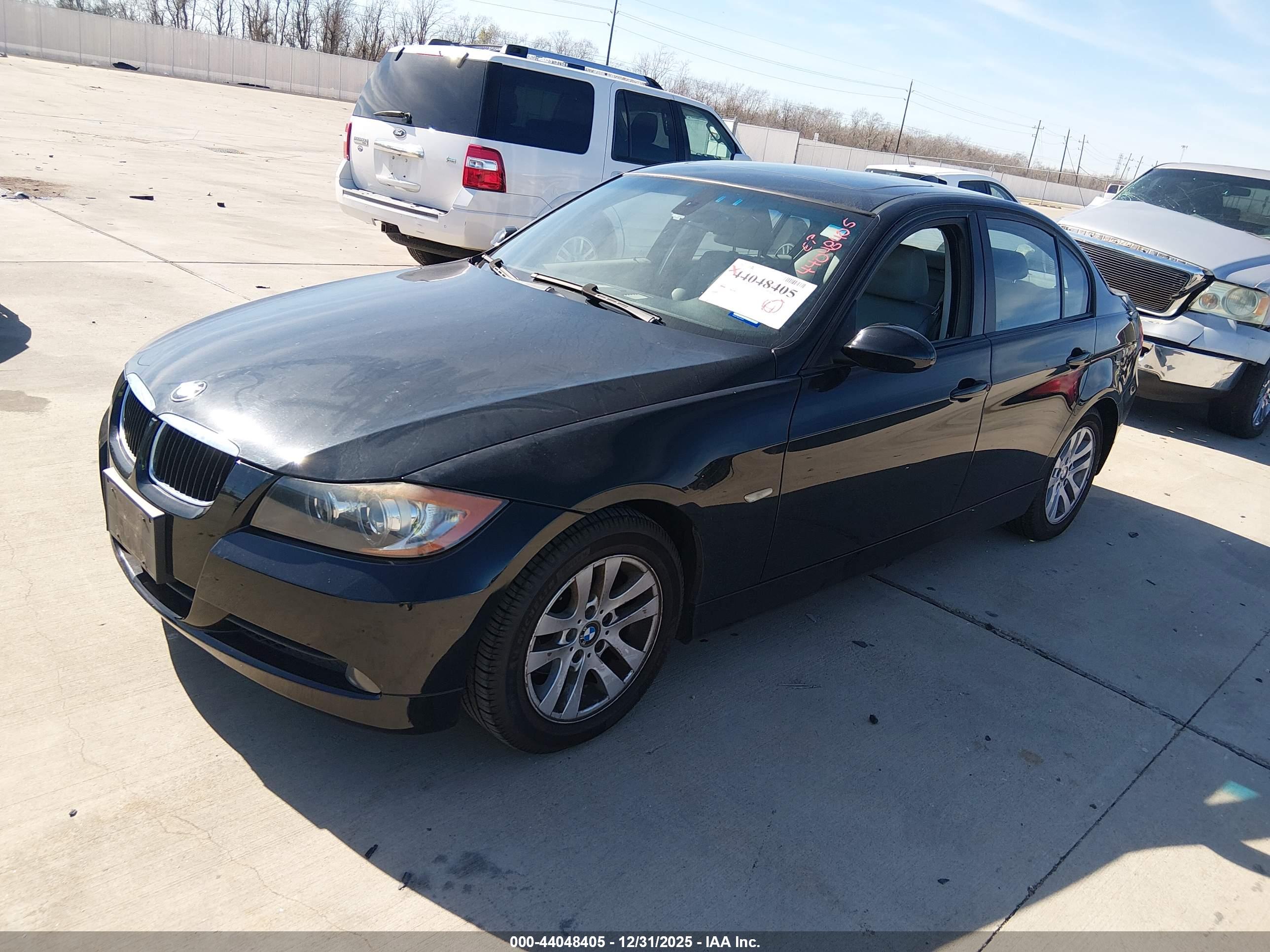 BMW 328I image 2