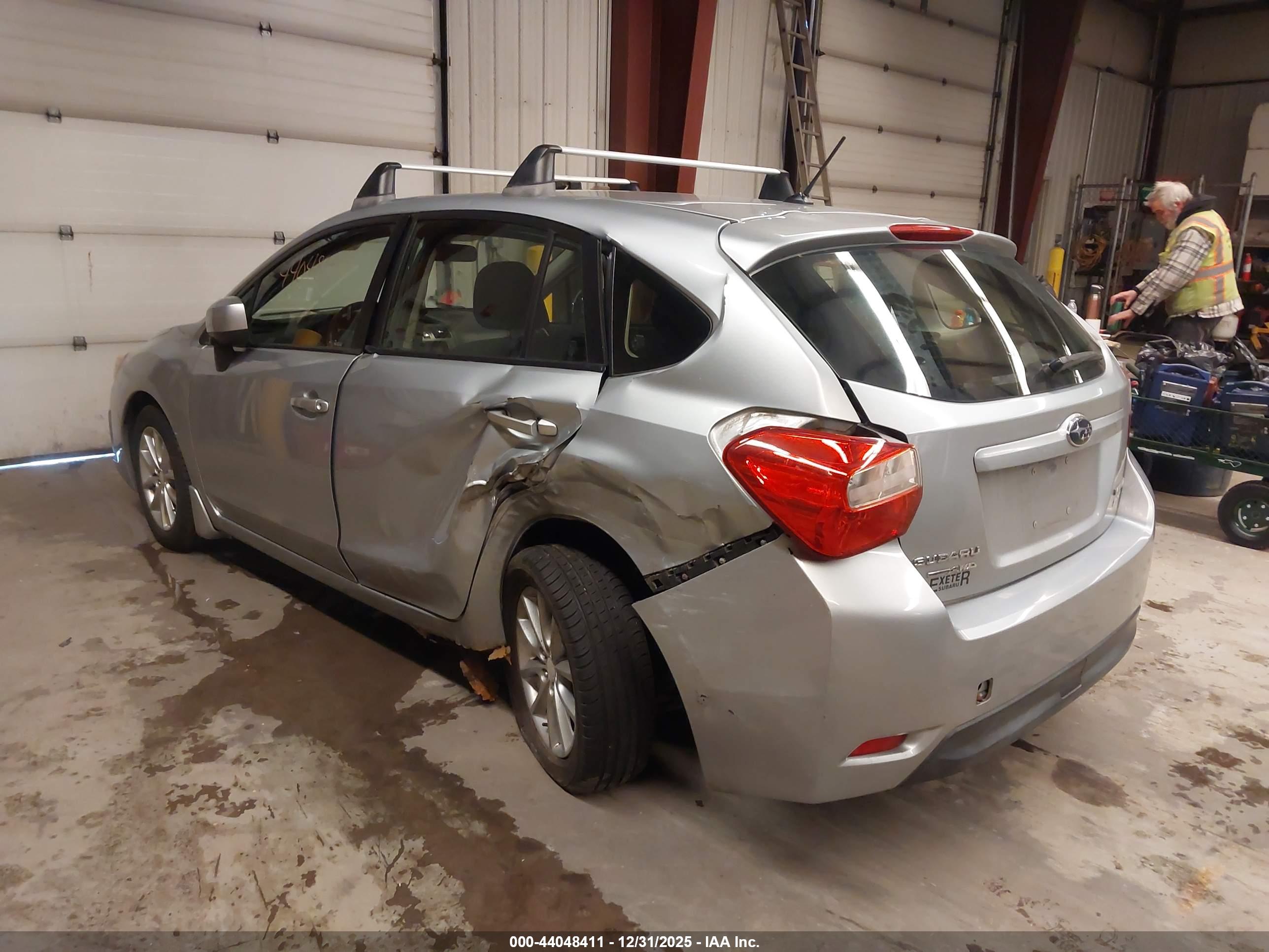 SUBARU IMPREZA image 3