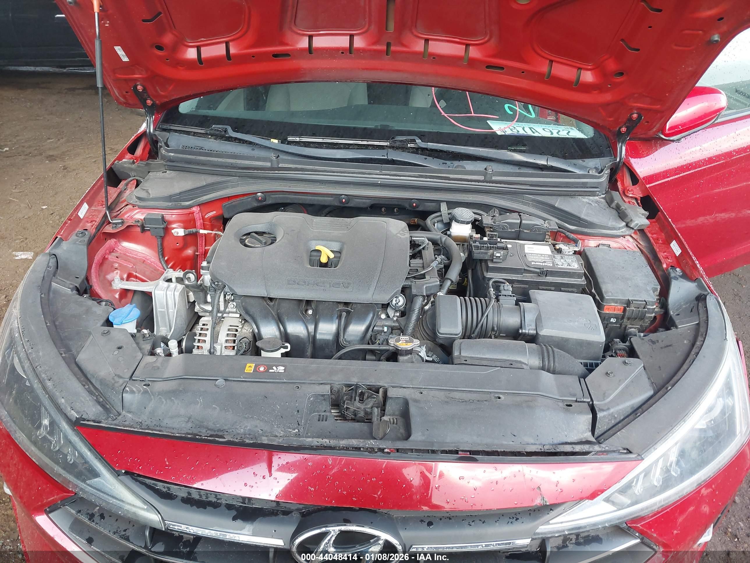 HYUNDAI ELANTRA image 10