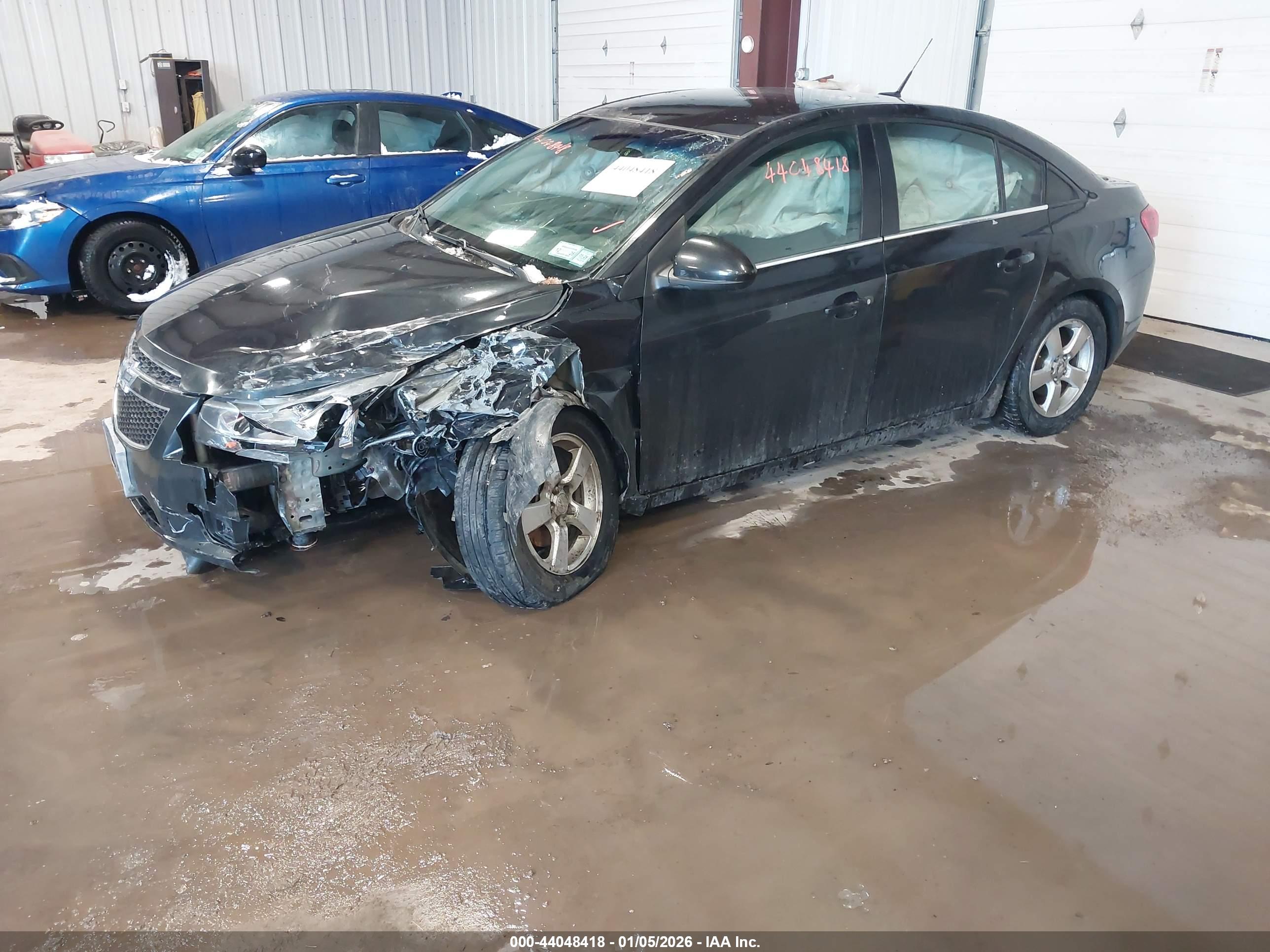 CHEVROLET CRUZE image 2
