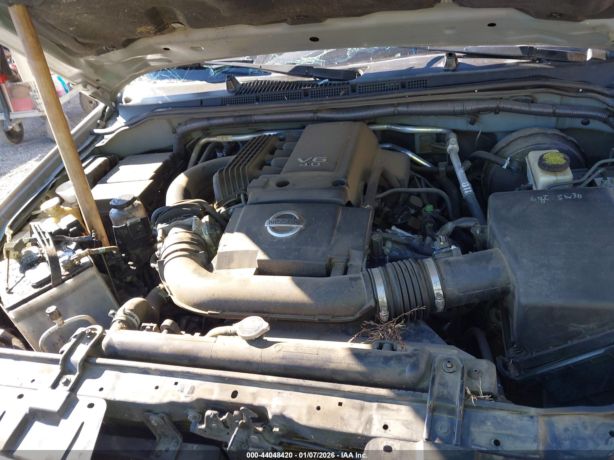 NISSAN FRONTIER image 10