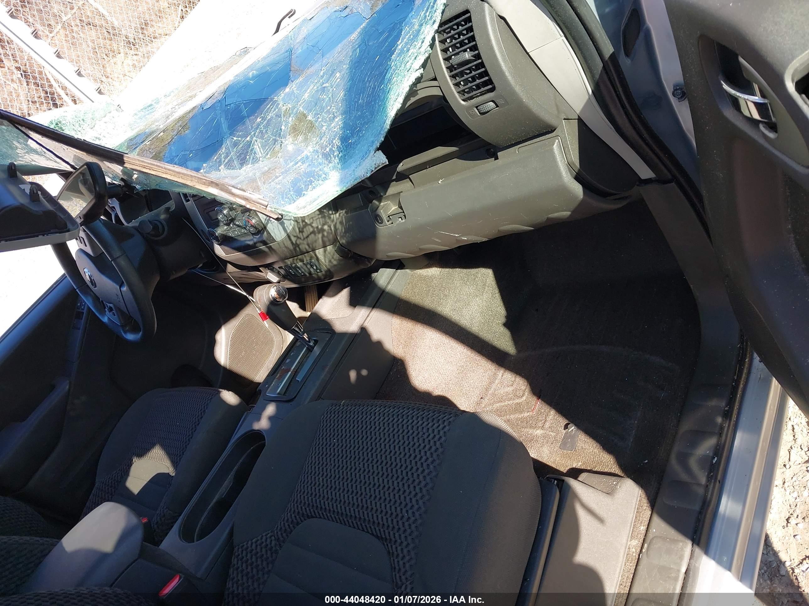 NISSAN FRONTIER image 5