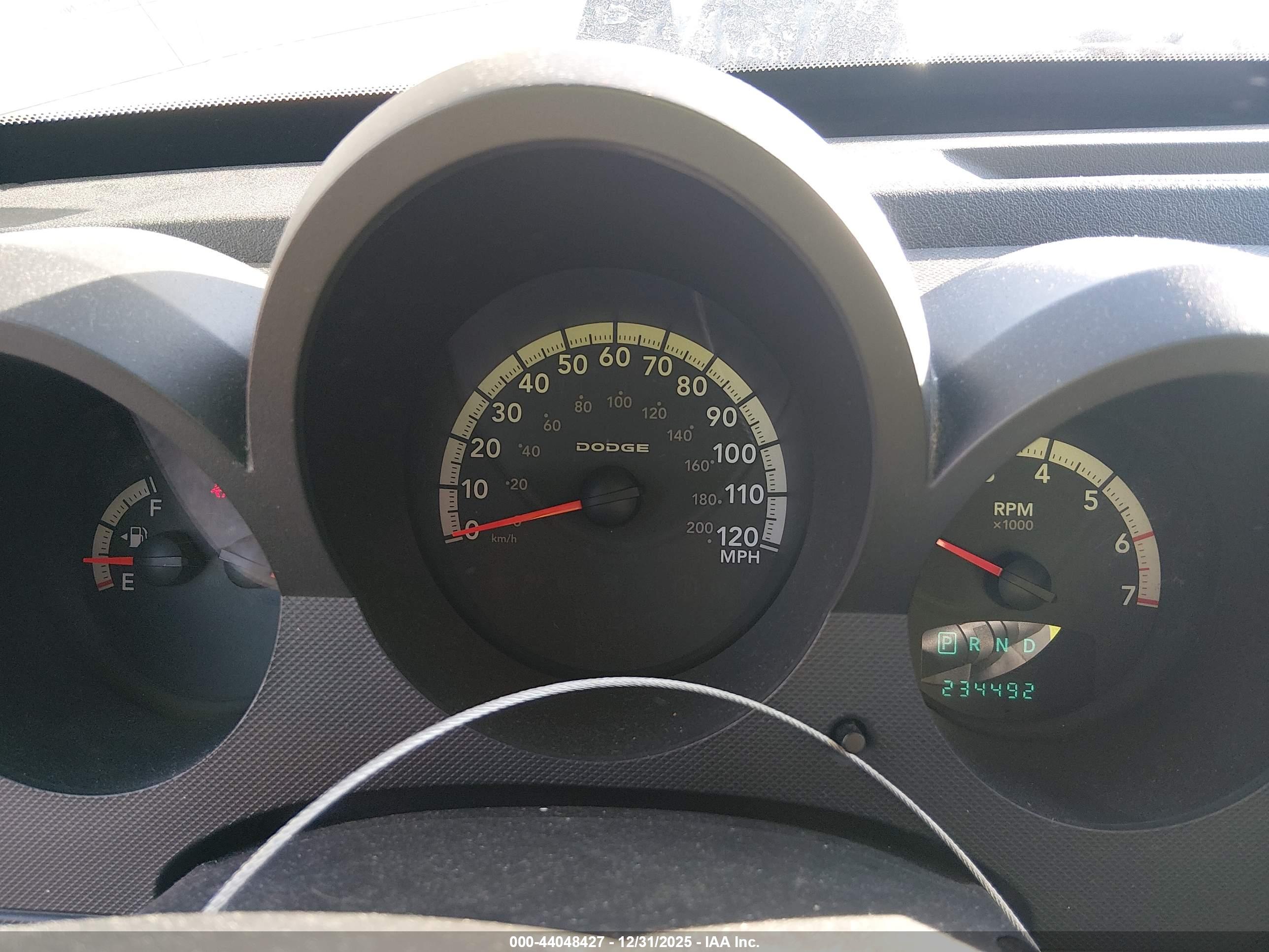 DODGE NITRO image 7