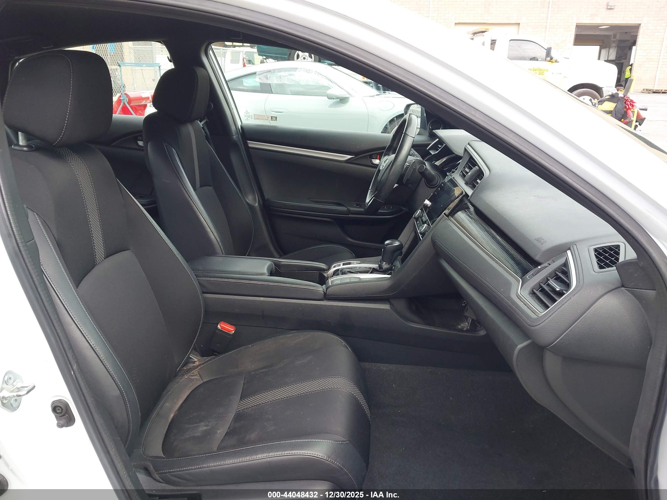 HONDA CIVIC image 5