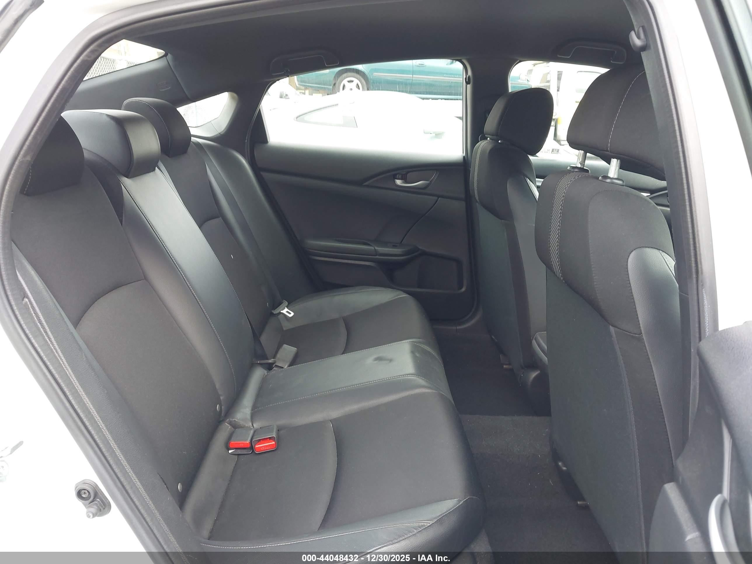 HONDA CIVIC image 8