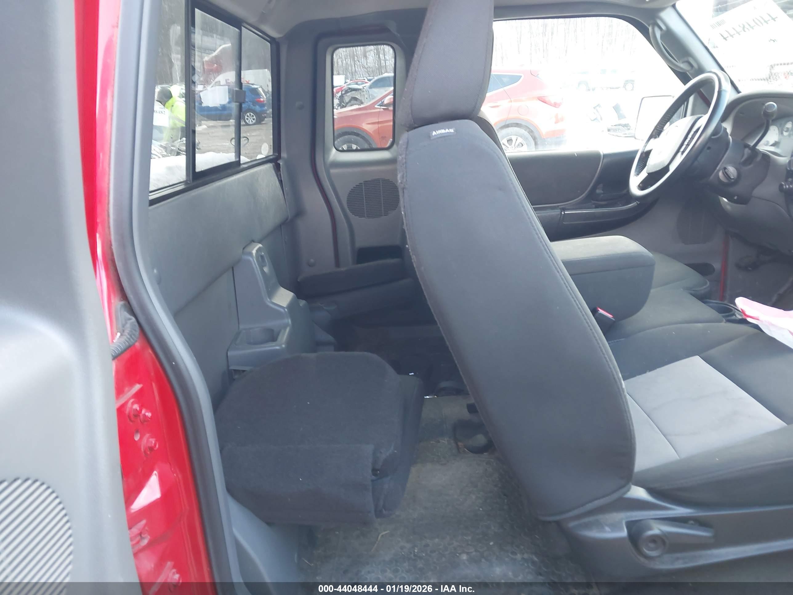 FORD RANGER image 8
