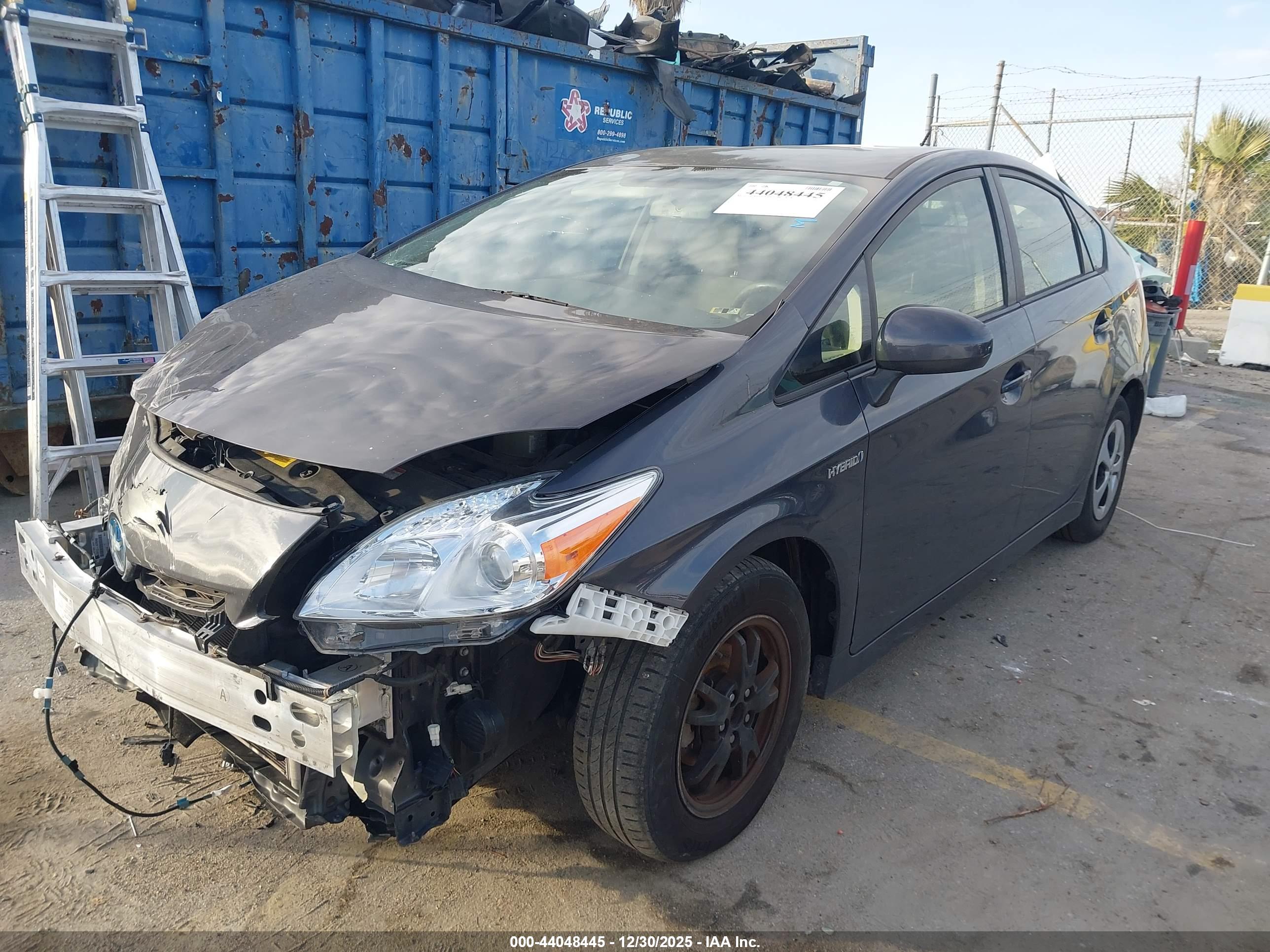TOYOTA PRIUS image 2